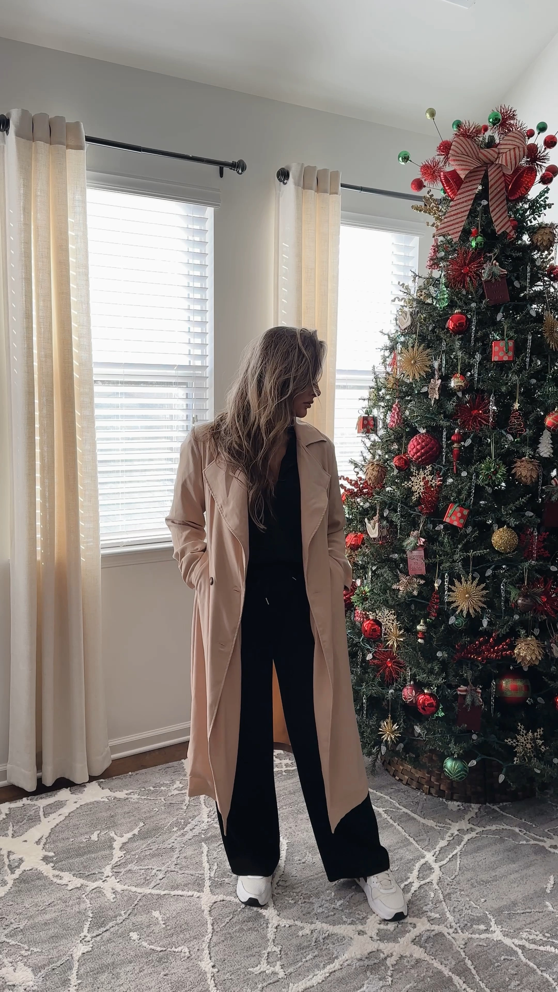 Amazon casual style for busy moms

#LTKCyberWeek #LTKsalealert #LTKmidsize