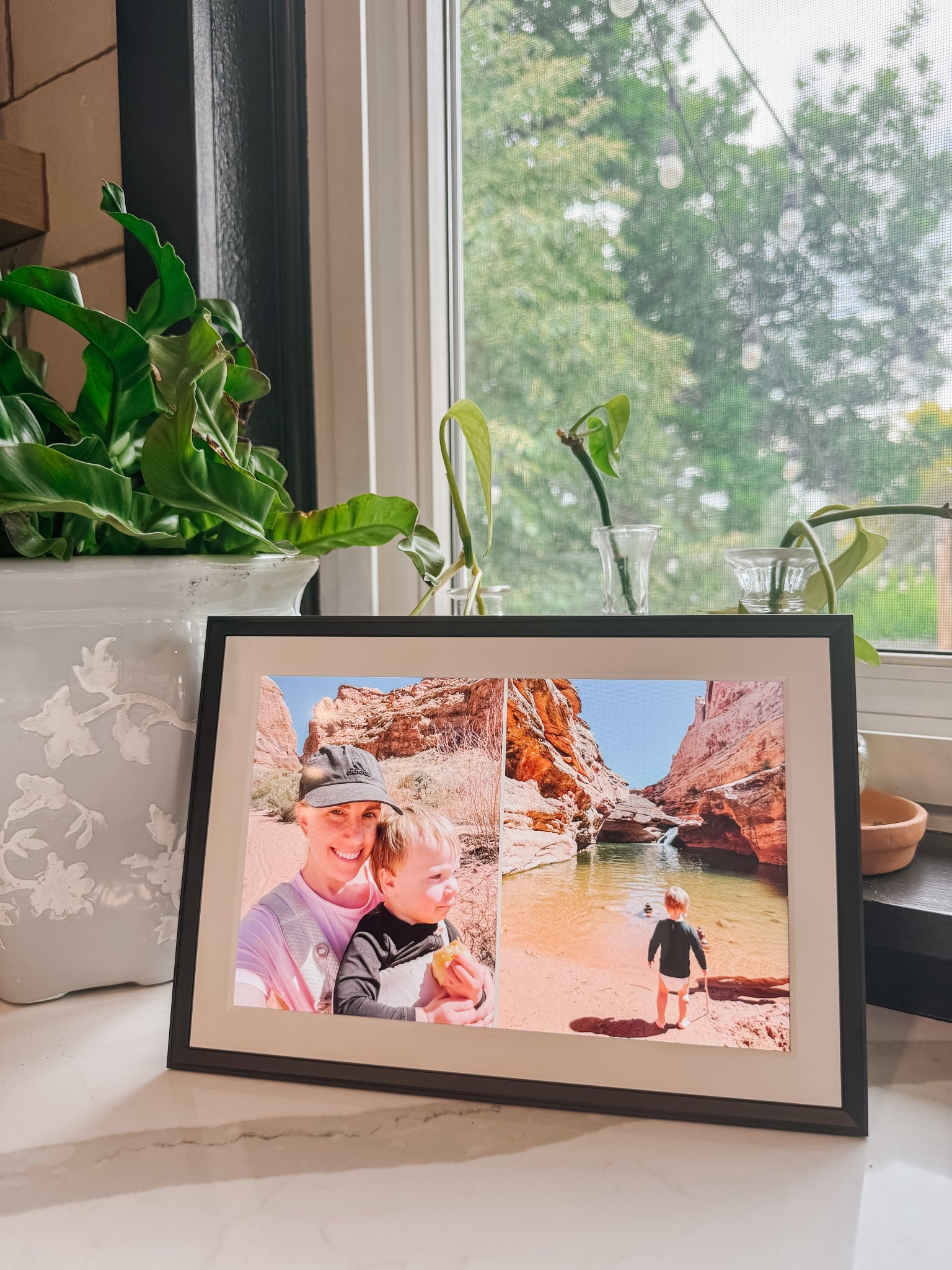 Father’s Day is right around the corner — and the Aura Frame makes the perfect gift! 💙 Right now, they’re up to 30% off + come with fast, free shipping. Such an easy (and meaningful!) way to share memories with the dads and grandpas in your life. @auraframe #LTKGiftGuide #AuraFrame #FathersDayGift #ad #aurapartner 