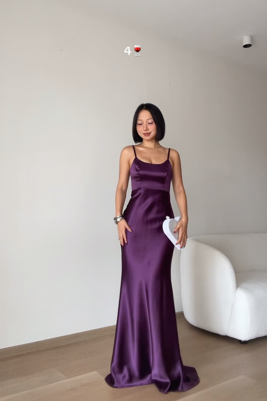 4 wedding guest dresses 🌲🥀💫🍷

satin maxi dress slit dress elegant style classy dresses holiday party dress red dresss burgundy outfitt

#LTKParties #LTKHoliday #LTKStyleTip