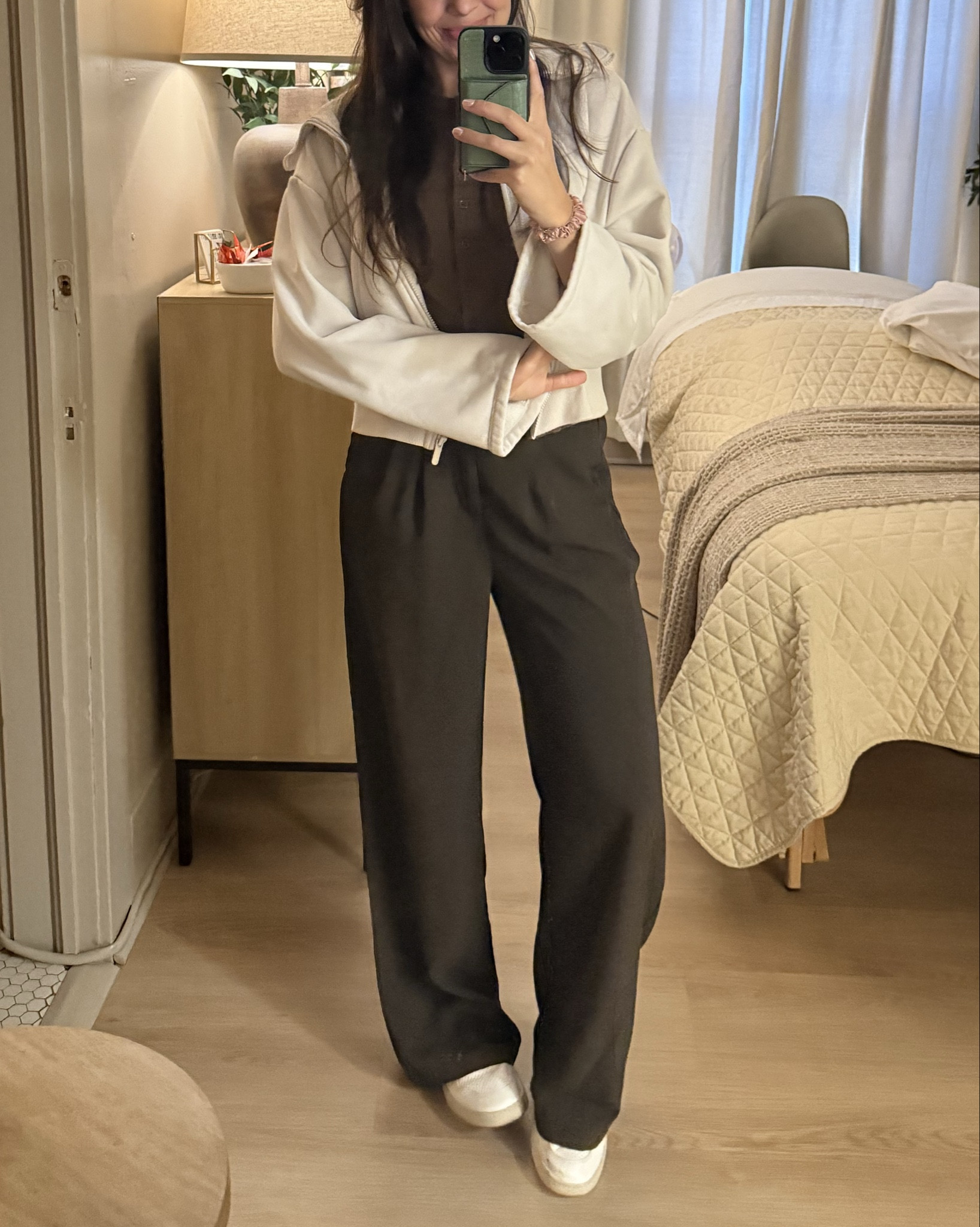 I’m a lover of cozy pants for work. These look professional but are light weight and so comfy! 

Tank & Pants: Medium

#LTKootd