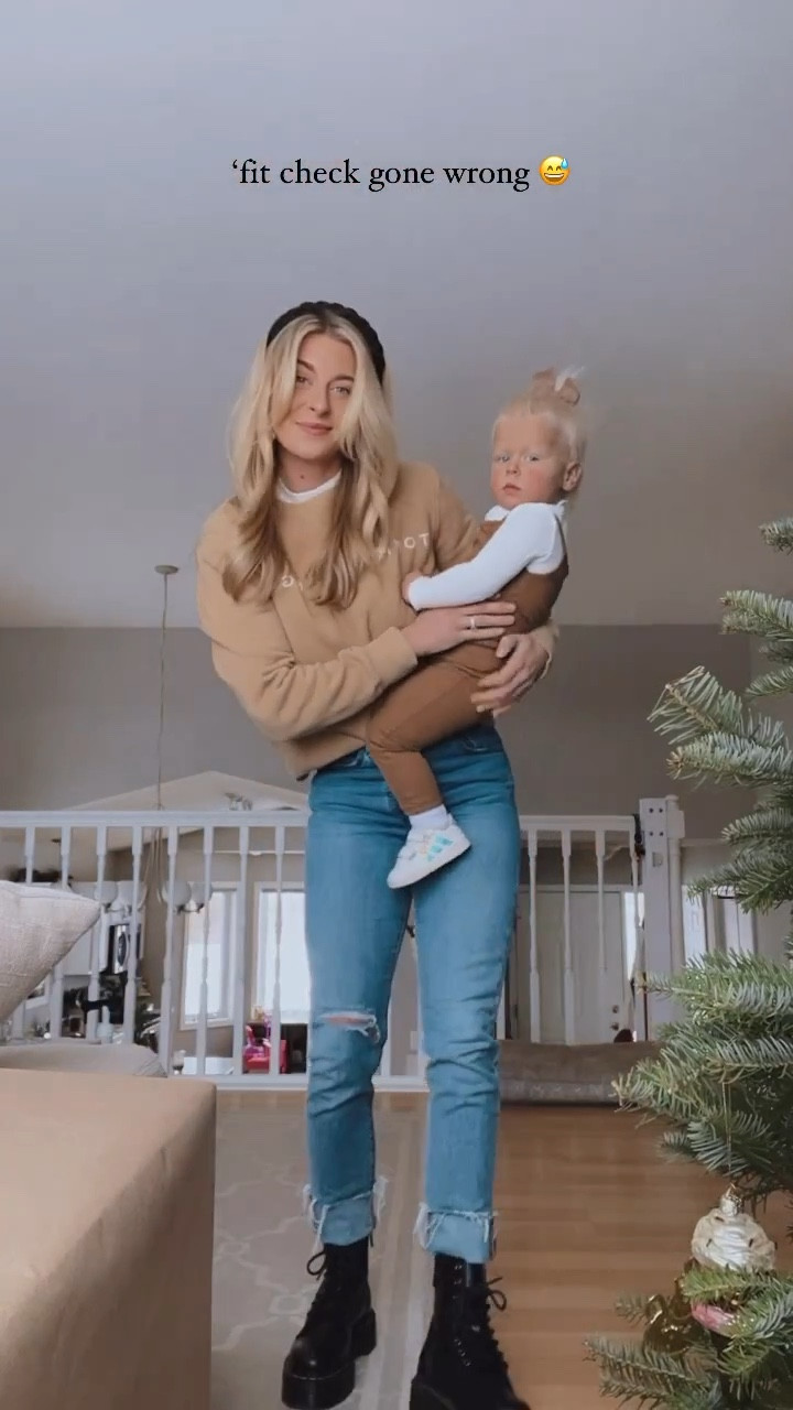 ‘Fit check - Levi’s, dr. Martens, Tommy Hilfiger, Shein, target, amazon, adidas