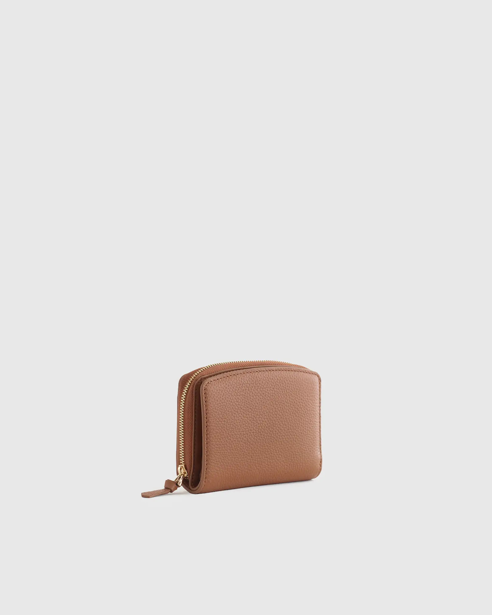 Italian Pebbled Leather Compact Wallet | Quince