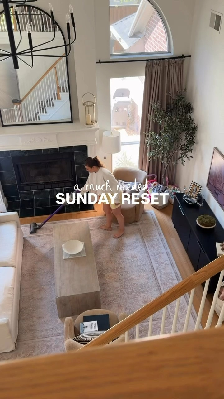Sunday reset! Linking up my go-to home cleaning products 🫧

sunday reset routine, weekly cleaning routine, clean with me essentials, home cleaning must haves, amazon cleaning favorites, sunday reset aesthetic, cleaning routine products, home organization reset, cleaning supplies you need, reset day essentials 

#LTKHome #LTKmomlife