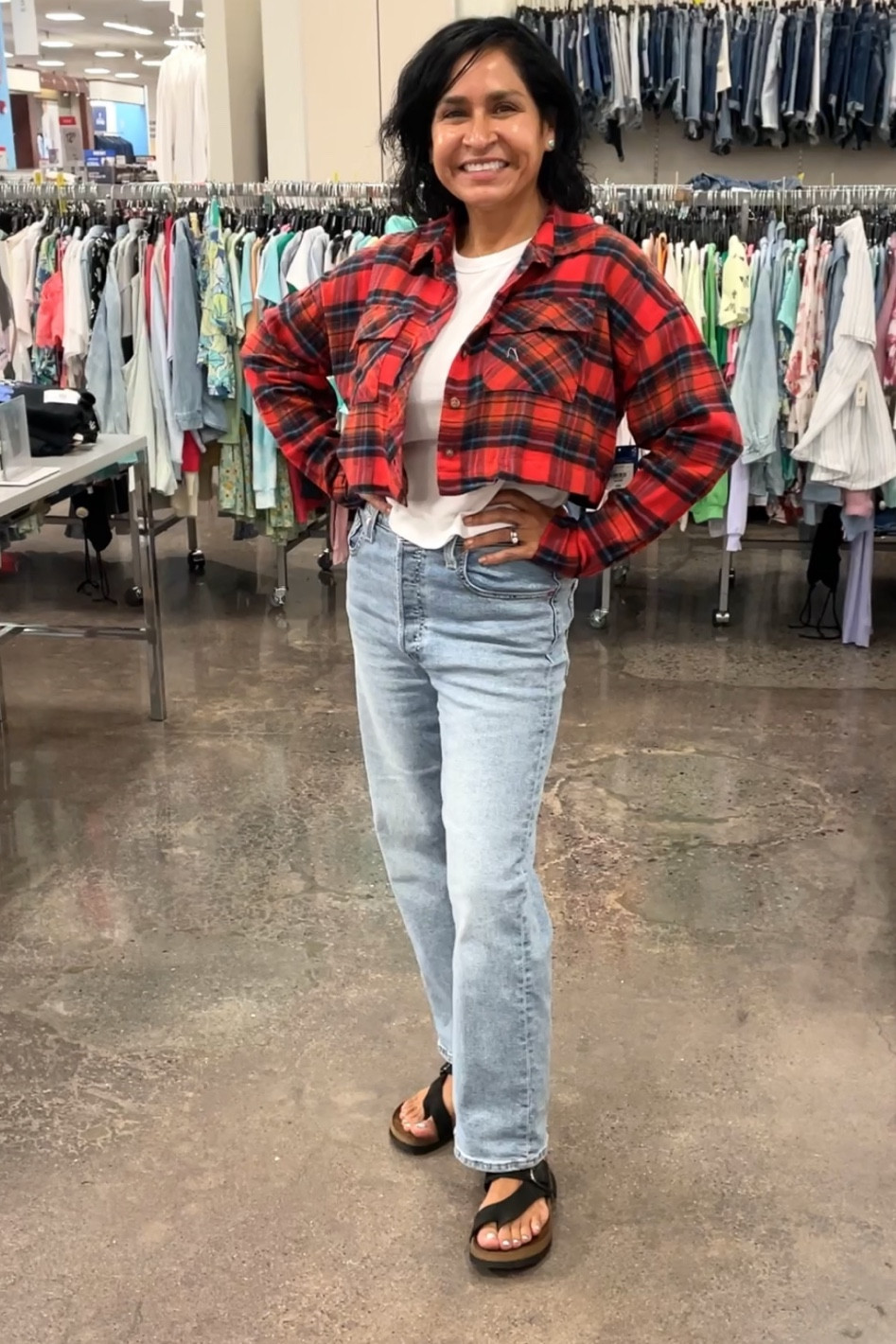 #croppedflannel #redflannel #levis #levisribcagejeans #ribcagejeans #classic #buffaloplaid #petites #footbedsandals #momstyle #casualootd #classicstyle

#LTKcurves #LTKshoecrush #LTKstyletip