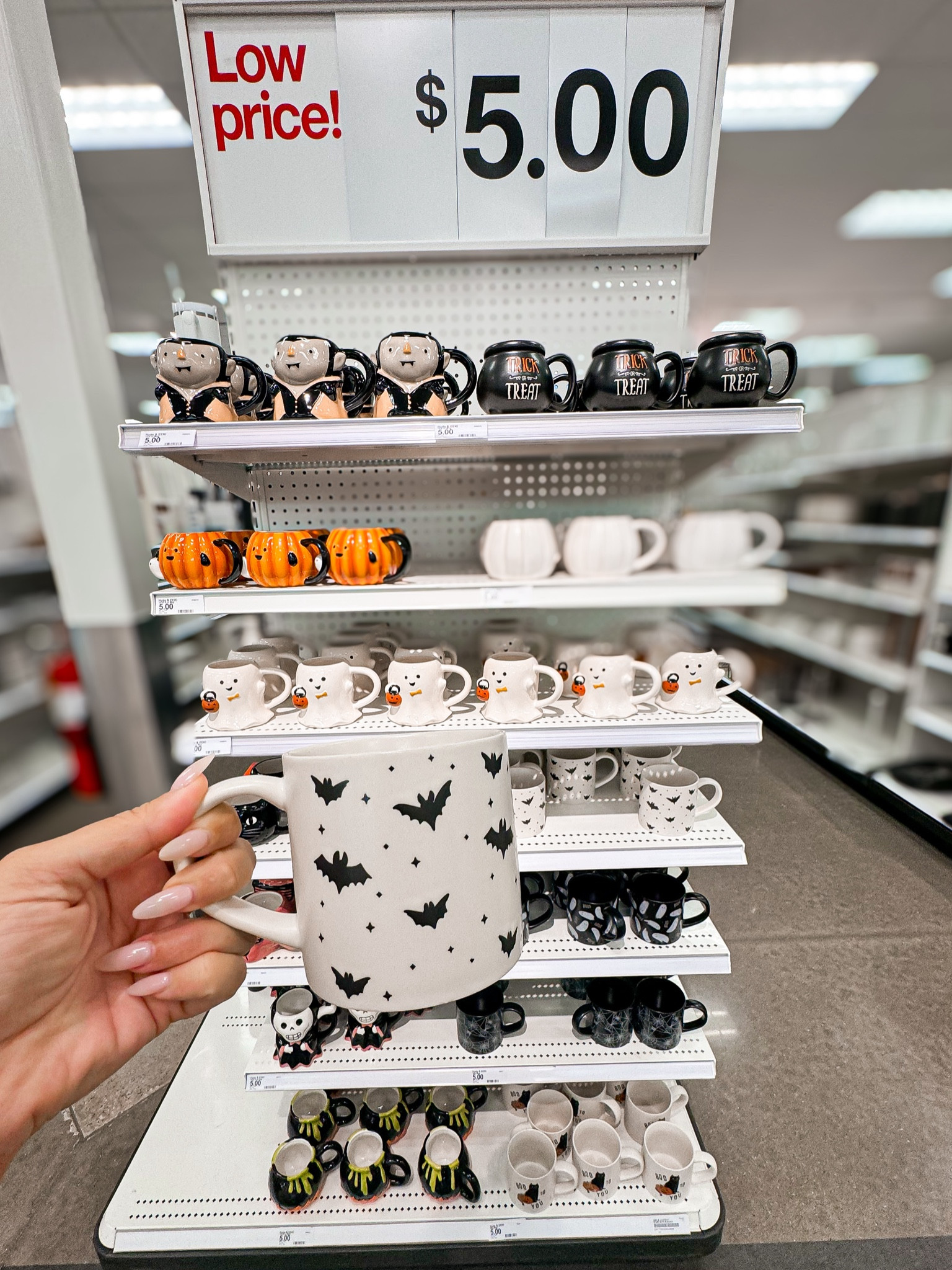 $5 Halloween coffee mugs - cute teacher gift idea! 

#LTKHome #LTKFindsUnder50 #LTKSeasonal