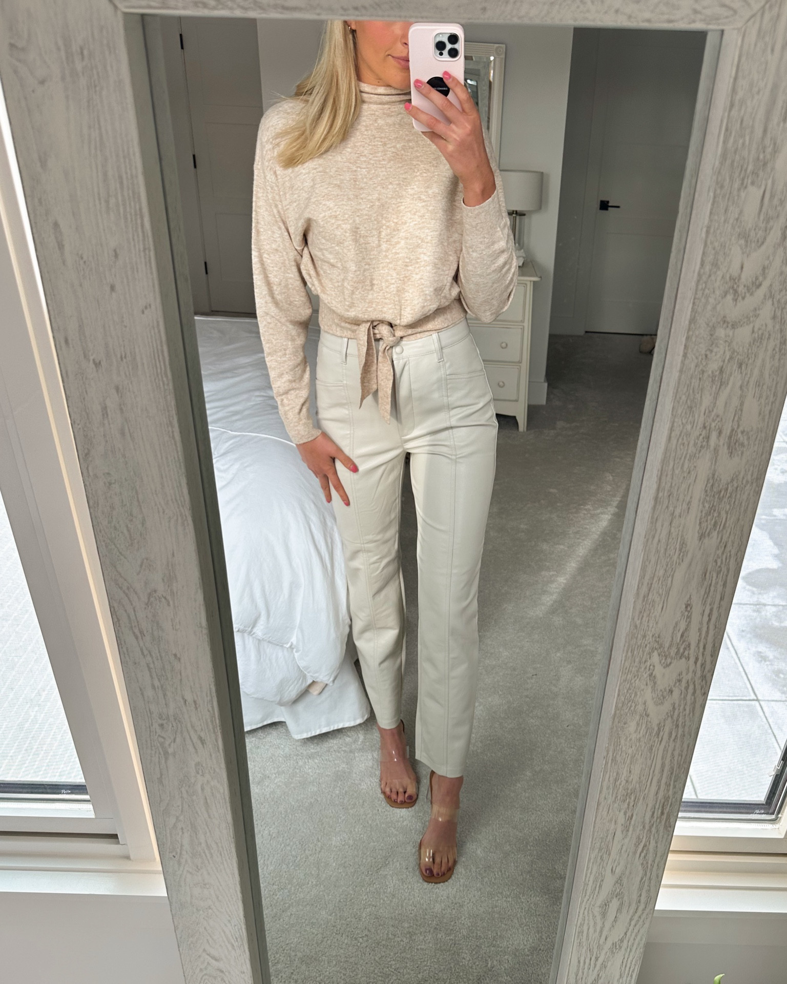 Top: small
Pants: size 6 regular and fits like a glove (I am 5’10”)

#LTKSeasonal #LTKU #LTKstyletip