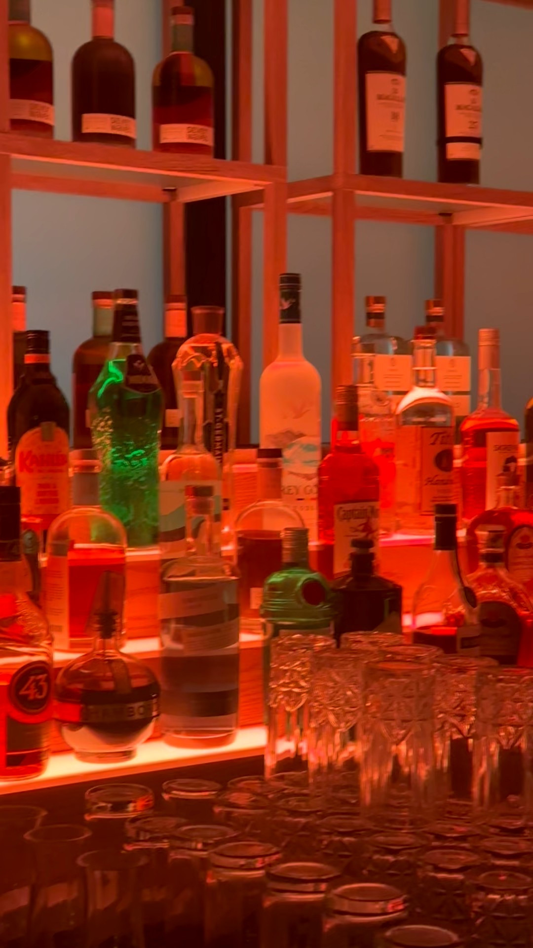 Golden hour, golden drinks ✨ Celebrate the art of happy hour.
#LuxuryLifestyle #ElegantDrinks #HappyHourChic #RefinedLiving #SipInStyl #barware #winerack

#LTKHome #LTKGiftGuide