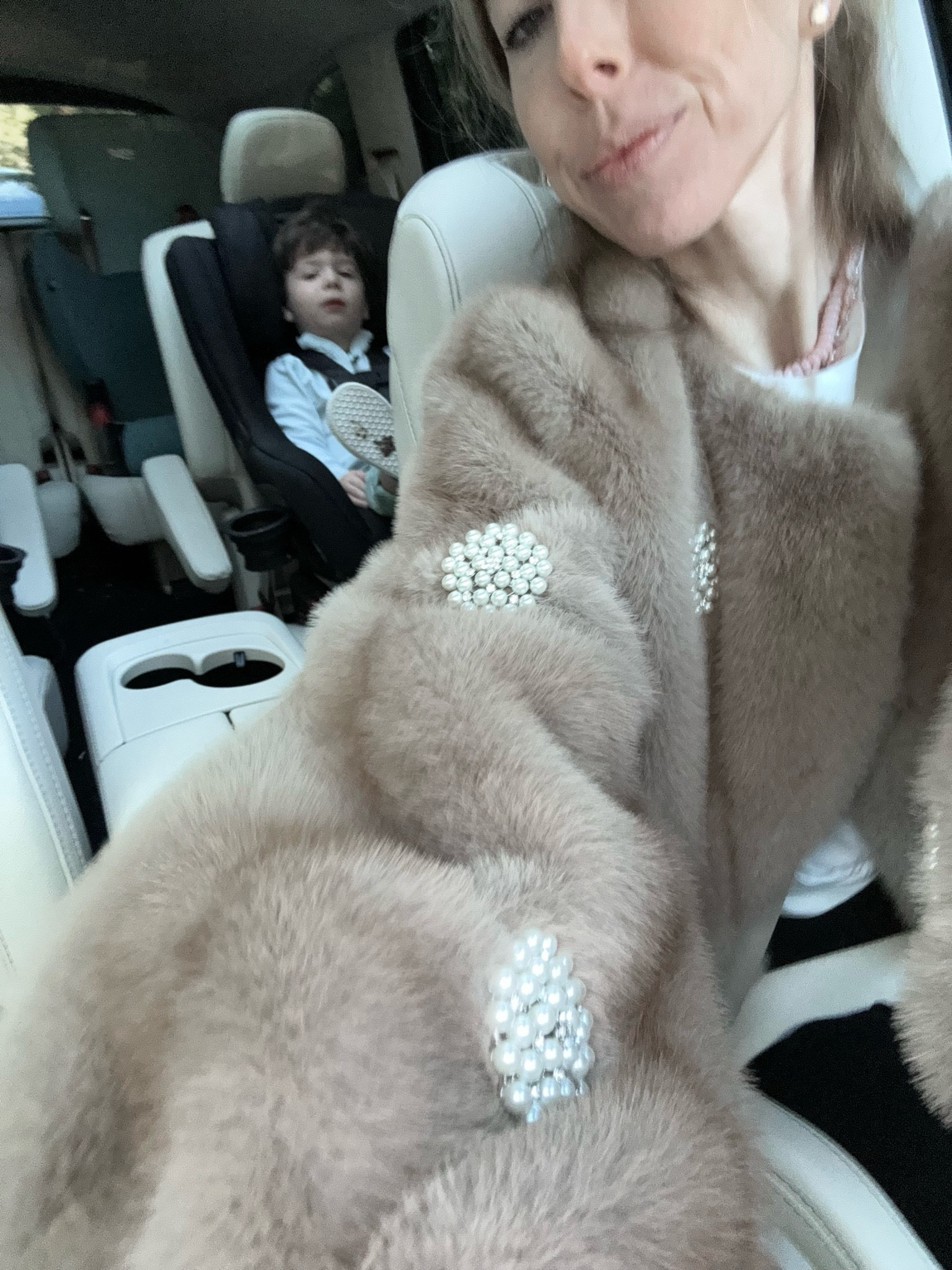 The perfect fall jacket! Wearing size small! 