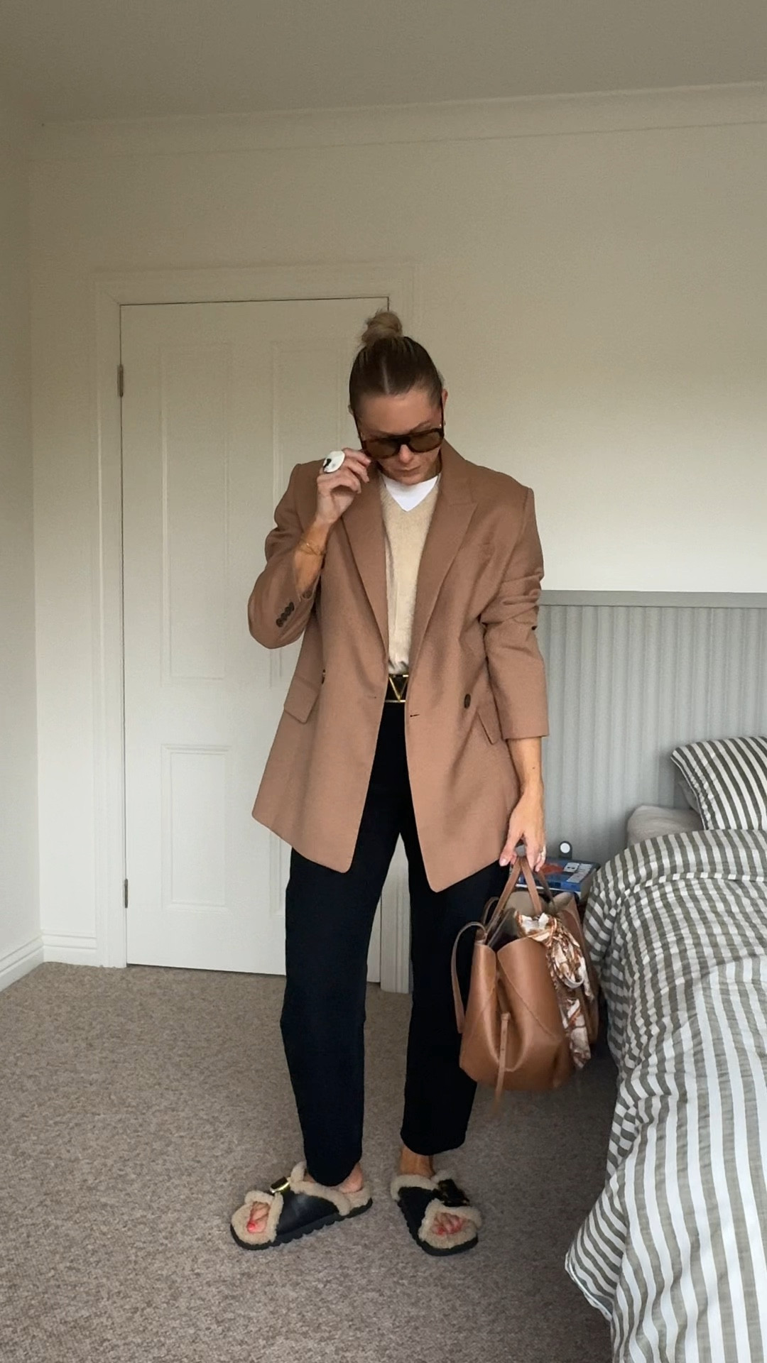 Autumn layers are here, and I could not be more excited! I’m in a 10 in the jeans and a M in the vest. 

#LTKautumn #LTKaustralia #LTKworkwear