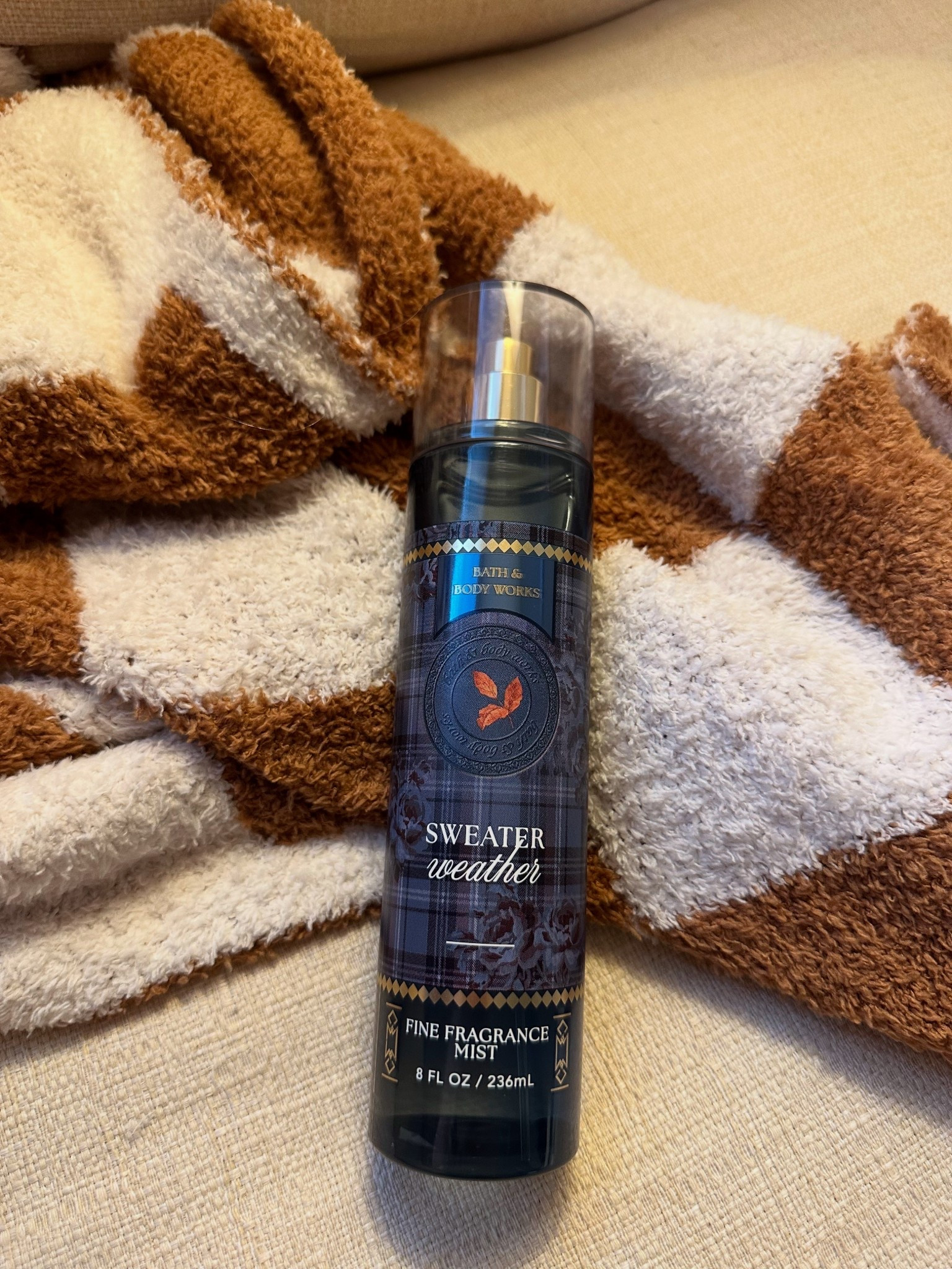 Sweater Weather 🍂🥰

#LTKSeasonal #LTKFindsUnder50 #LTKHome