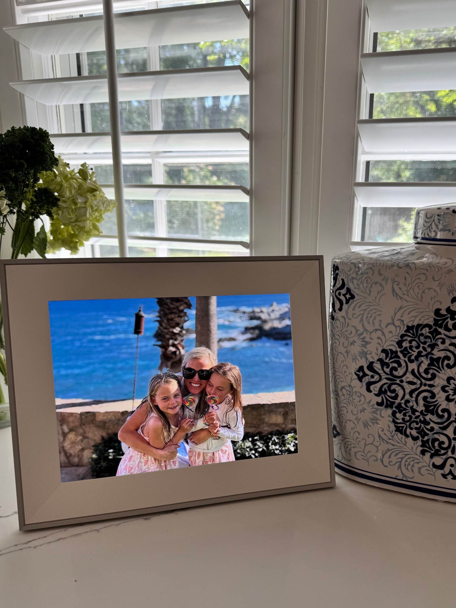 Mother’s Day Gift : Aura Frames 
Clearest pictures and videos straight from your phone onto a beautiful frame. 

Mine is the Aspen with a Casper Mat - use code SPRINGGIFT for $35 off! 

#LTKmomlife #LTKMothersDay #LTKOver40