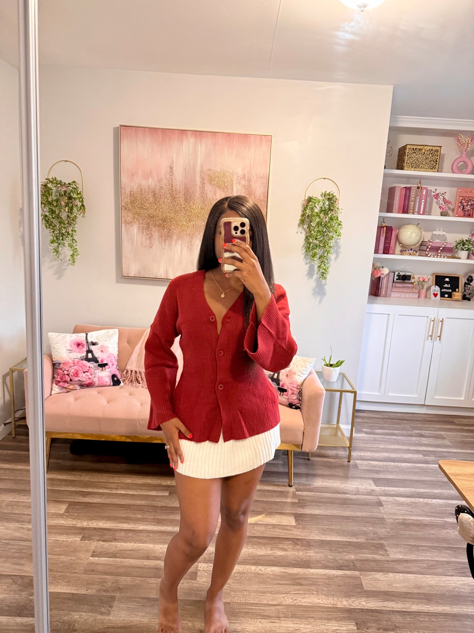 This cozy fall combo is giving soft + stylish 🍂✨ I’m obsessed with how this white ribbed knit mini skirt pairs with the red drop-shoulder cardigan, the perfect balance of cute and comfy for autumn days. Add your fave boots or sneakers for an effortless fall look!


#ltkfallfashion #falloutfitideas #knitoutfit #redcardigan #miniskirtstyle #cozyfalloutfit #ltkunder100 #autumnoutfit #ltkfashionfinds #ootdfall

#LTKStyleTip #LTKFindsUnder100 #LTKFindsUnder50