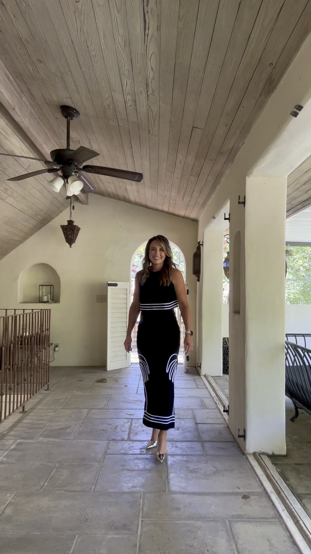 Black and White Midi skirt and top.
Wearing a size small in the top and bottom. Sold separately!

Black And White Set | Midi Skirt Set | Resort Outfit | Datenight | Tropical Outfit


#LTKVideo #LTKTravel #LTKOver40
