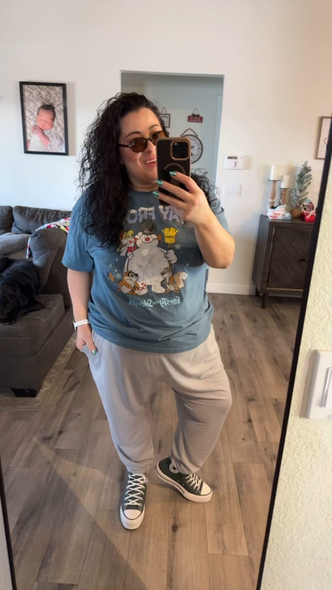 Christmas ootd, Day 4 🎄

#christmasshirt #christmasootd