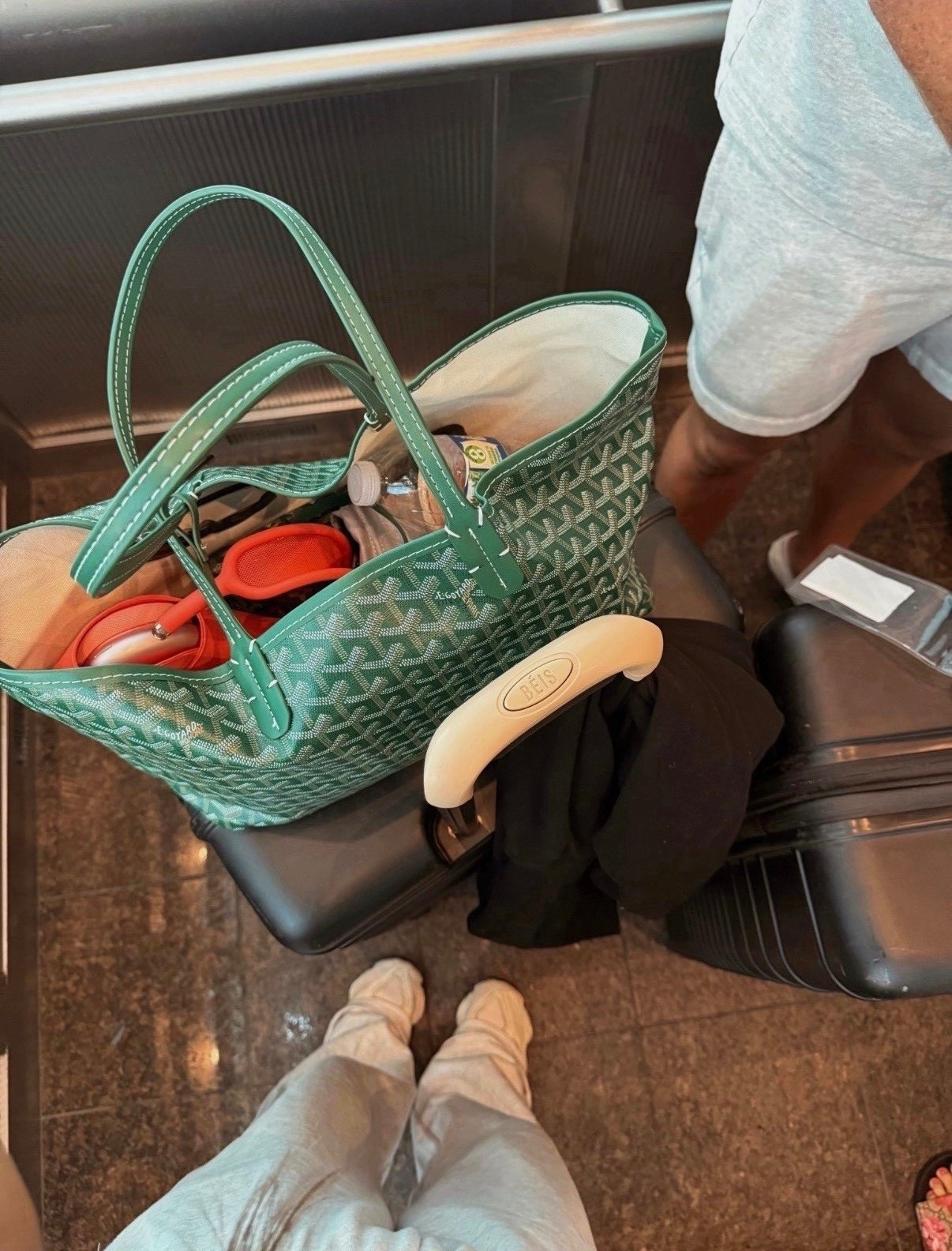 Travel essentials ✨🥥

#LTKSeasonal #LTKTravel #LTKgrwm