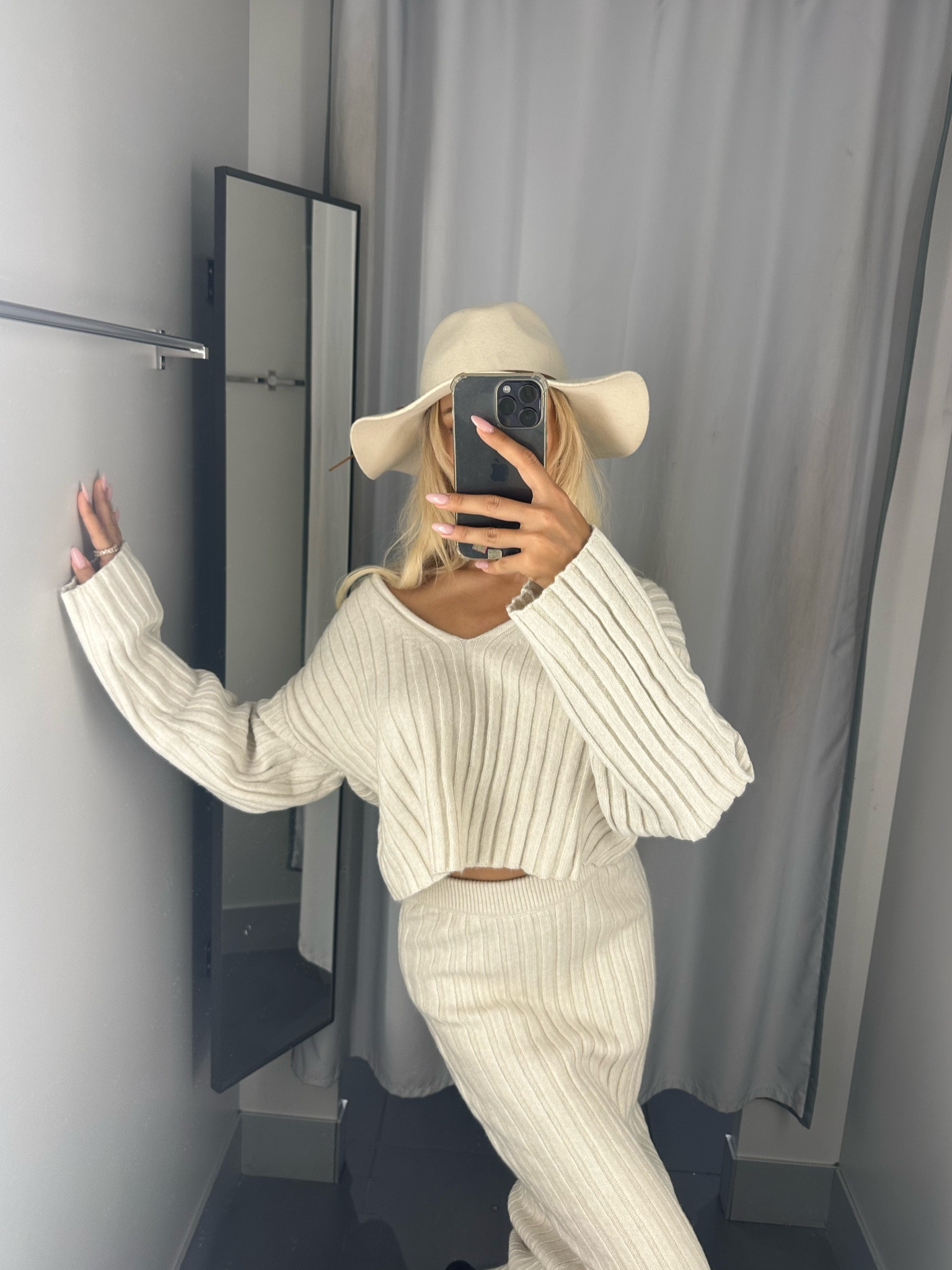 Fall outfit | matching set | ribbed set

#LTKSeasonal #LTKstyletip