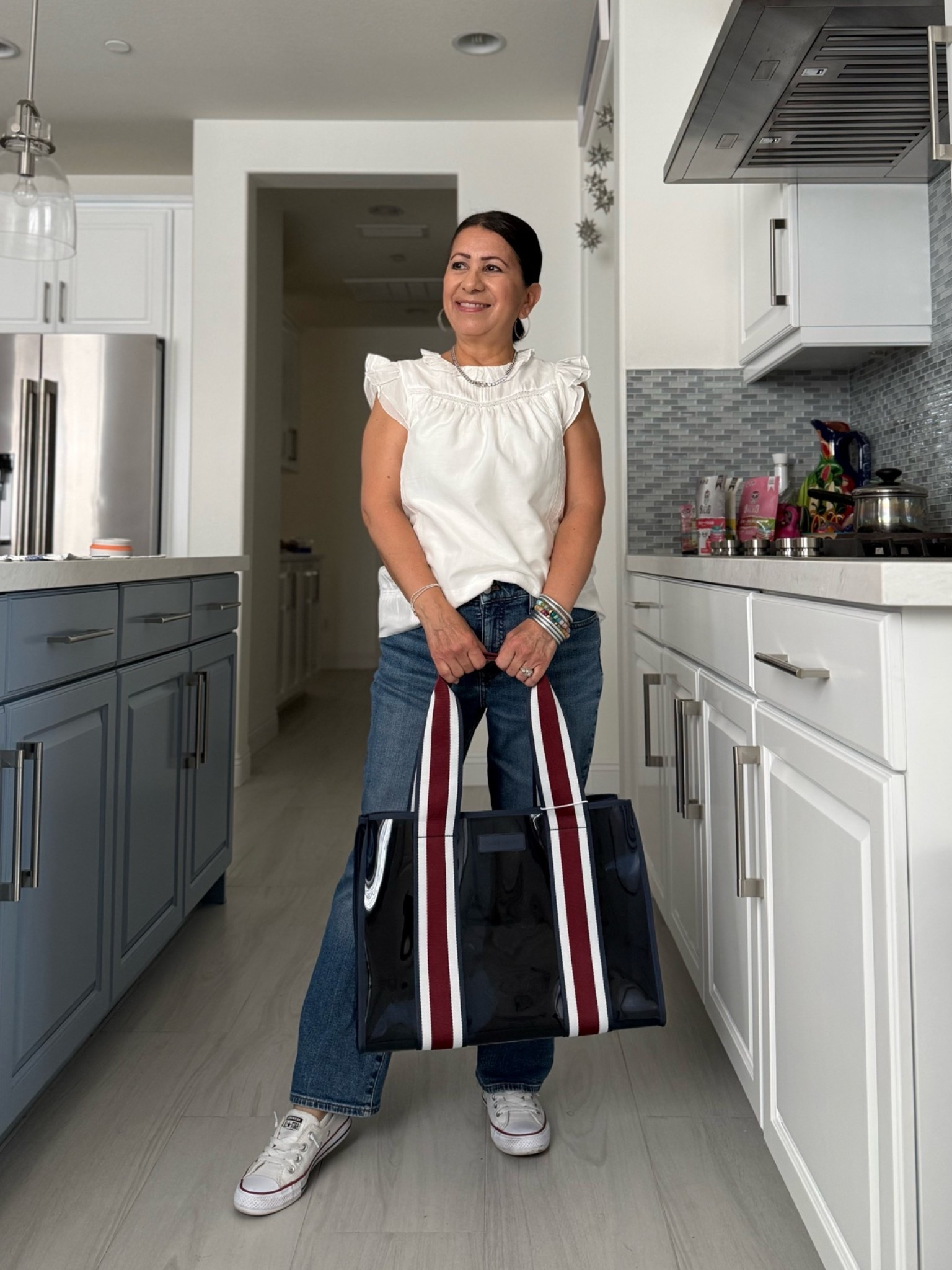 New week ~ new tote 💙



Can’t say enough good things about these Case•Mate totes!


teacher tote | weekend tote | beach tote | pool day | travel | 4th of July weekend | summer holiday
#sponsored

#LTKmomlife #LTKTravel #LTKWorkwear