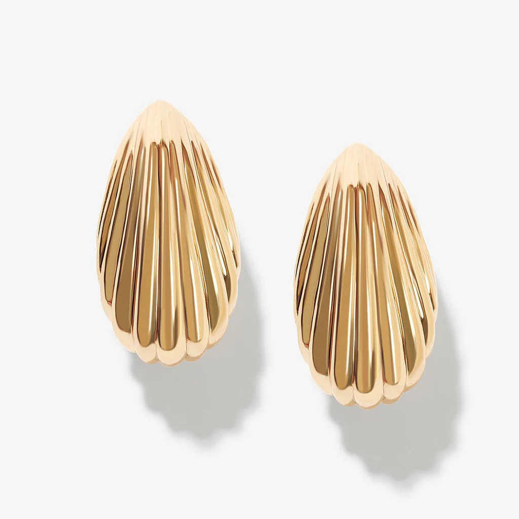 Geller shell earrings | Adornmonde