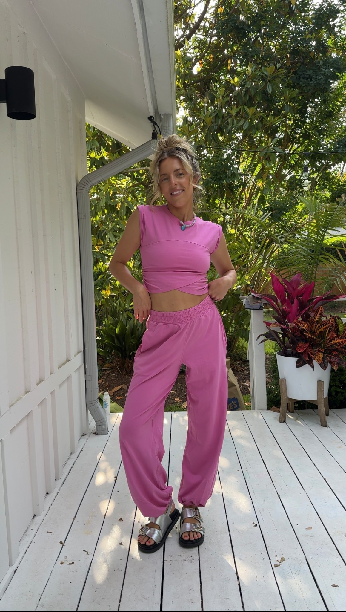 Wearing size small in set! One of my favs. So easy to throw on and go! 