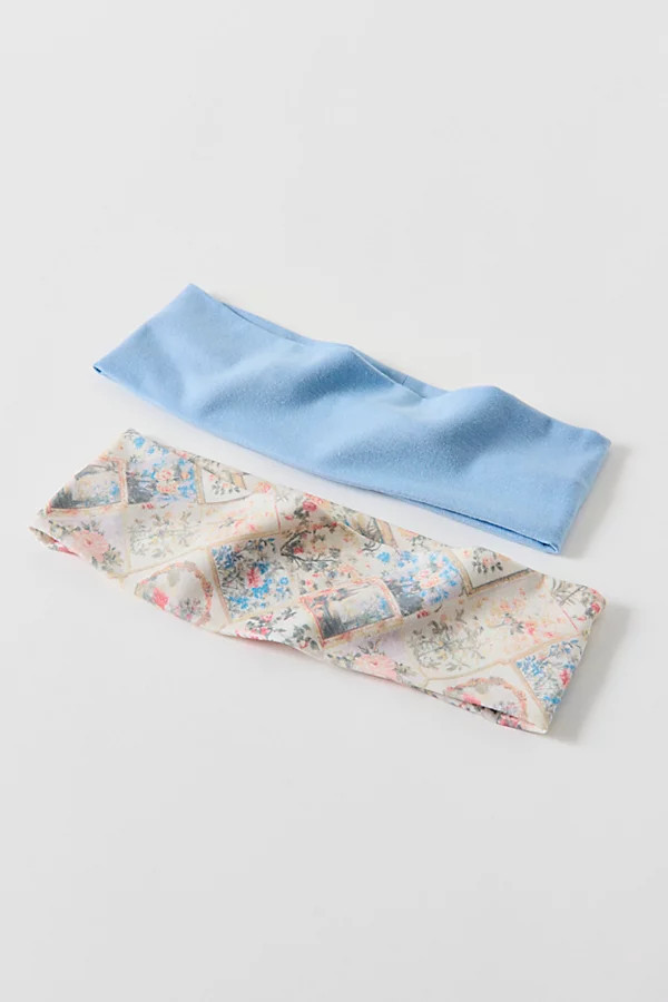Soft & Stretchy Wide Knit Headband Set in Mint, Women's at Urban Outfitters | Urban Outfitters (US and RoW)