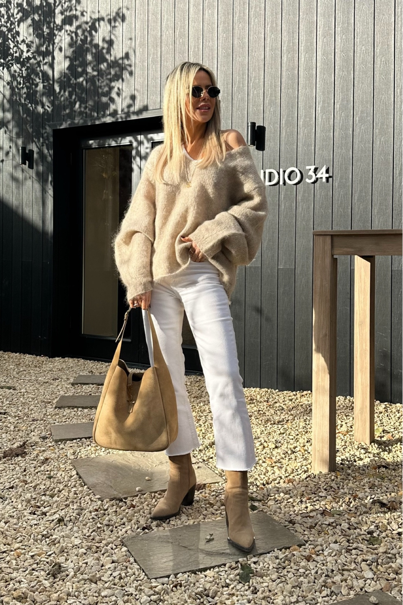 Cosy Knits 🍂🤎 #beigeoutfit #beigestyle #neutralstyle #casualchic #scandistyle 

#LTKeurope #LTKuk #LTKautumn