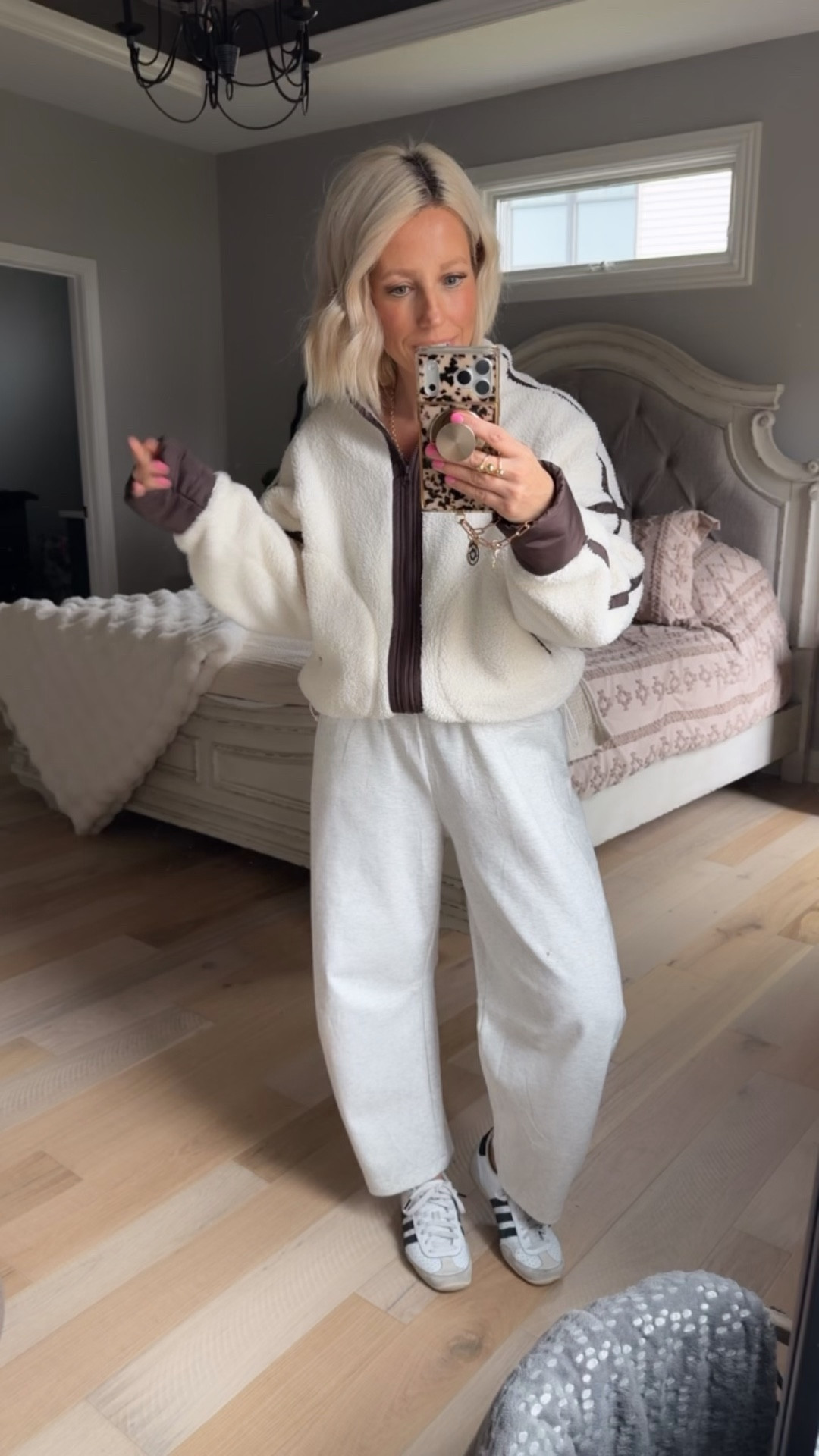 Comfy OOTD!!! 
⬇️⬇️⬇️
Size medium in both!
Shoes TTS

#LTKSaleAlert #LTKmomlife #LTKootd