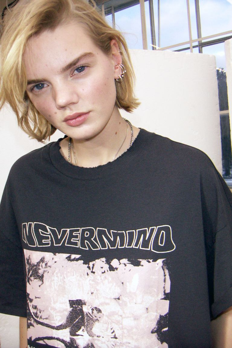 Oversized Printed T-shirt - Round Neck - Short sleeve - Dark gray/Nirvana - Ladies | H&M US | H&M (US + CA)