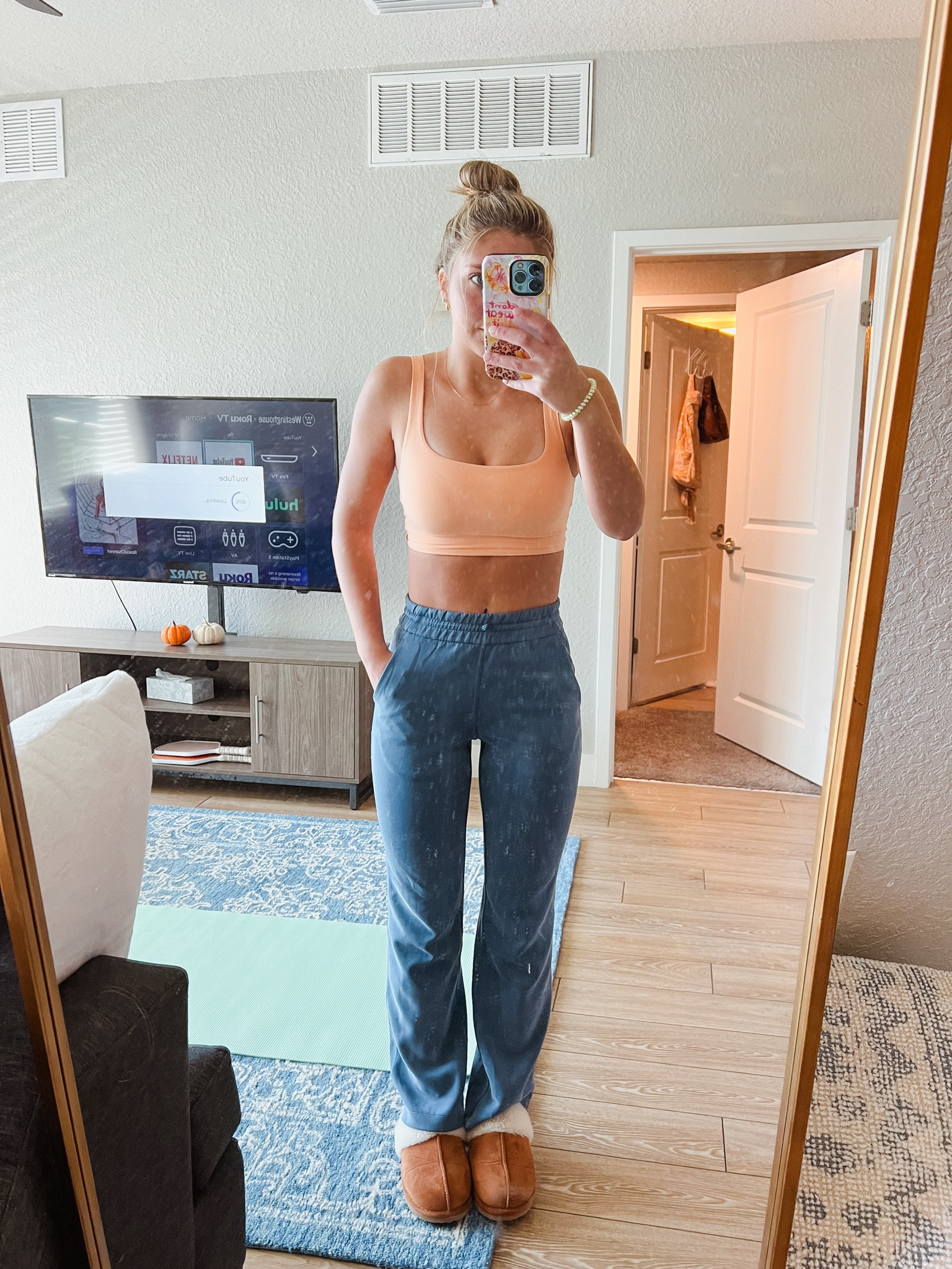 Afternoon Pilates OOTD :)  size 0 in pants + size 4 in top

#LTKFitness #LTKActive #LTKSaleAlert