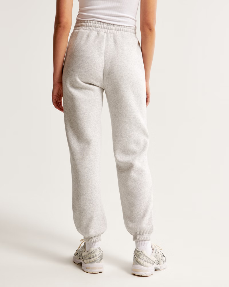 Women's Essential Sunday Sweatpant | Women's Bottoms | Abercrombie.com | Abercrombie & Fitch (US)