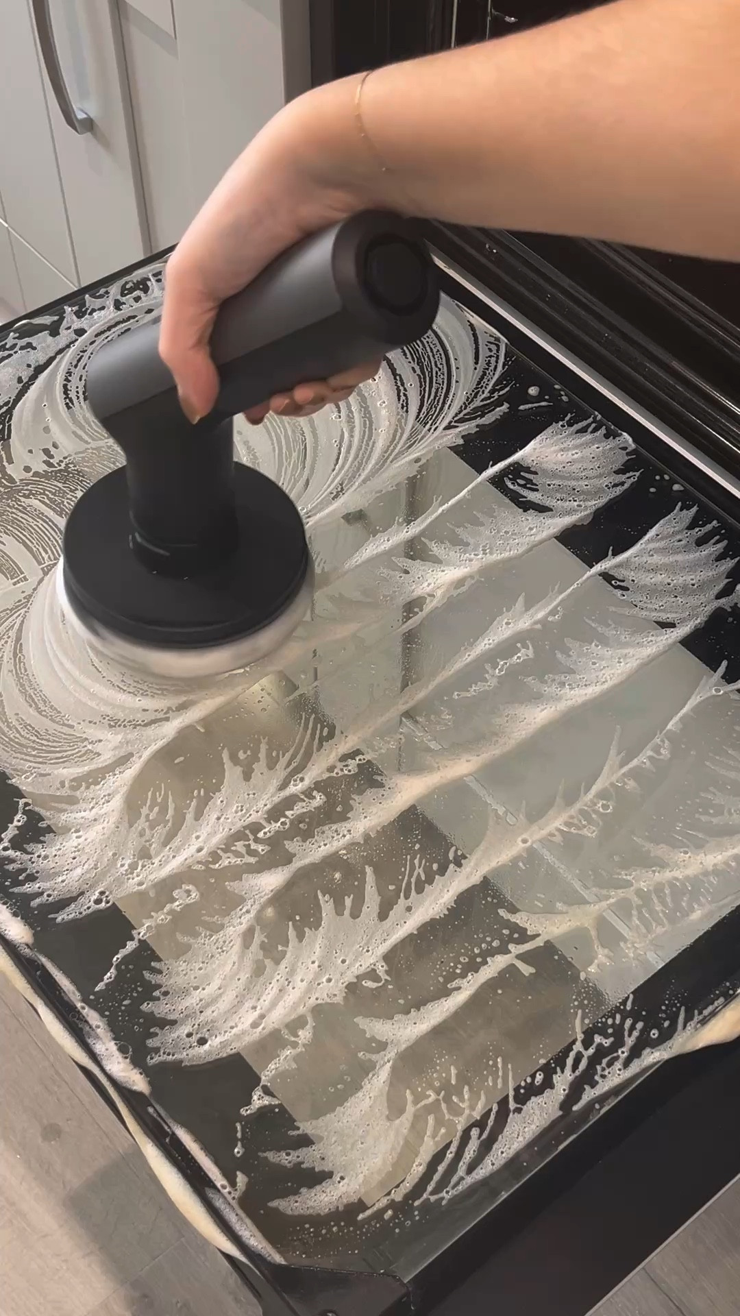 Cleaning hack, cleaning tips, clean home, electric spin scrubber, Amazon finds, spring cleaning

#LTKuk #LTKhome