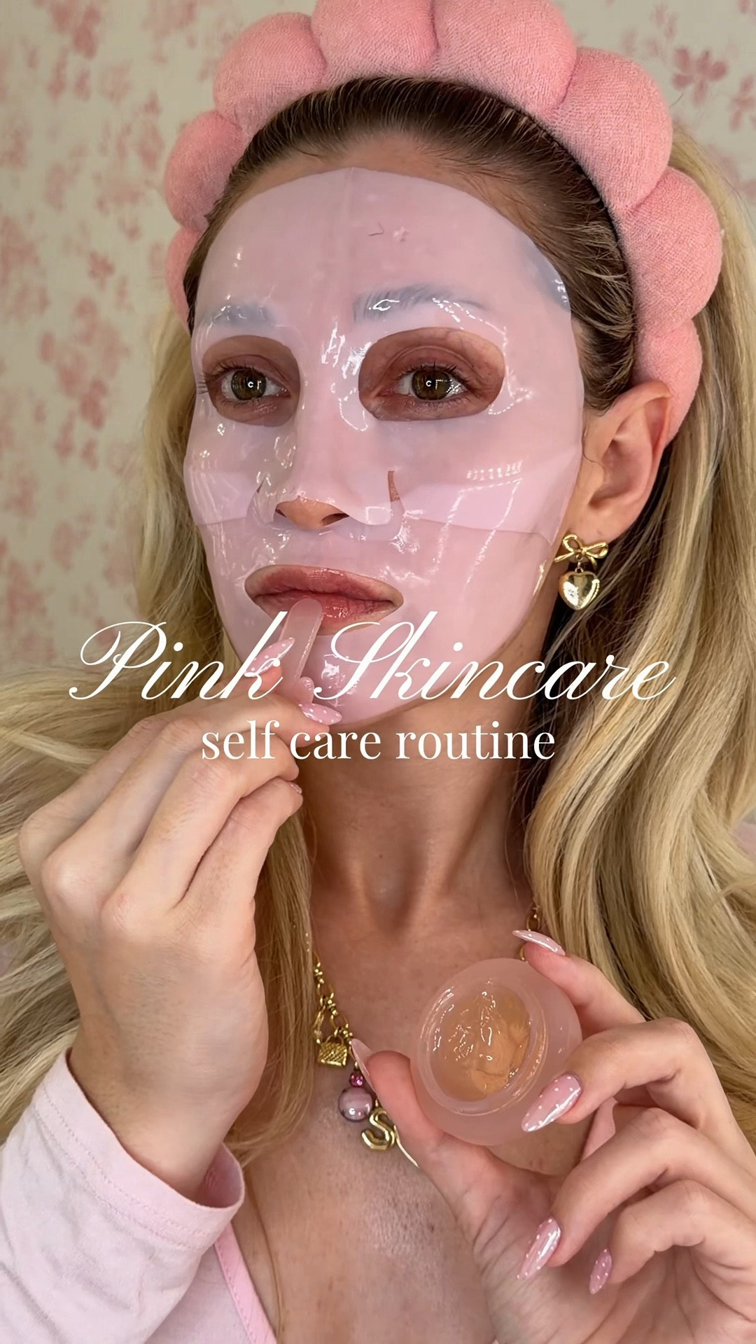 skincare routine but make it pink & girly 🧖🏼‍♀️🫧🎀

#LTKbeauty #LTKcanada #LTKwinter