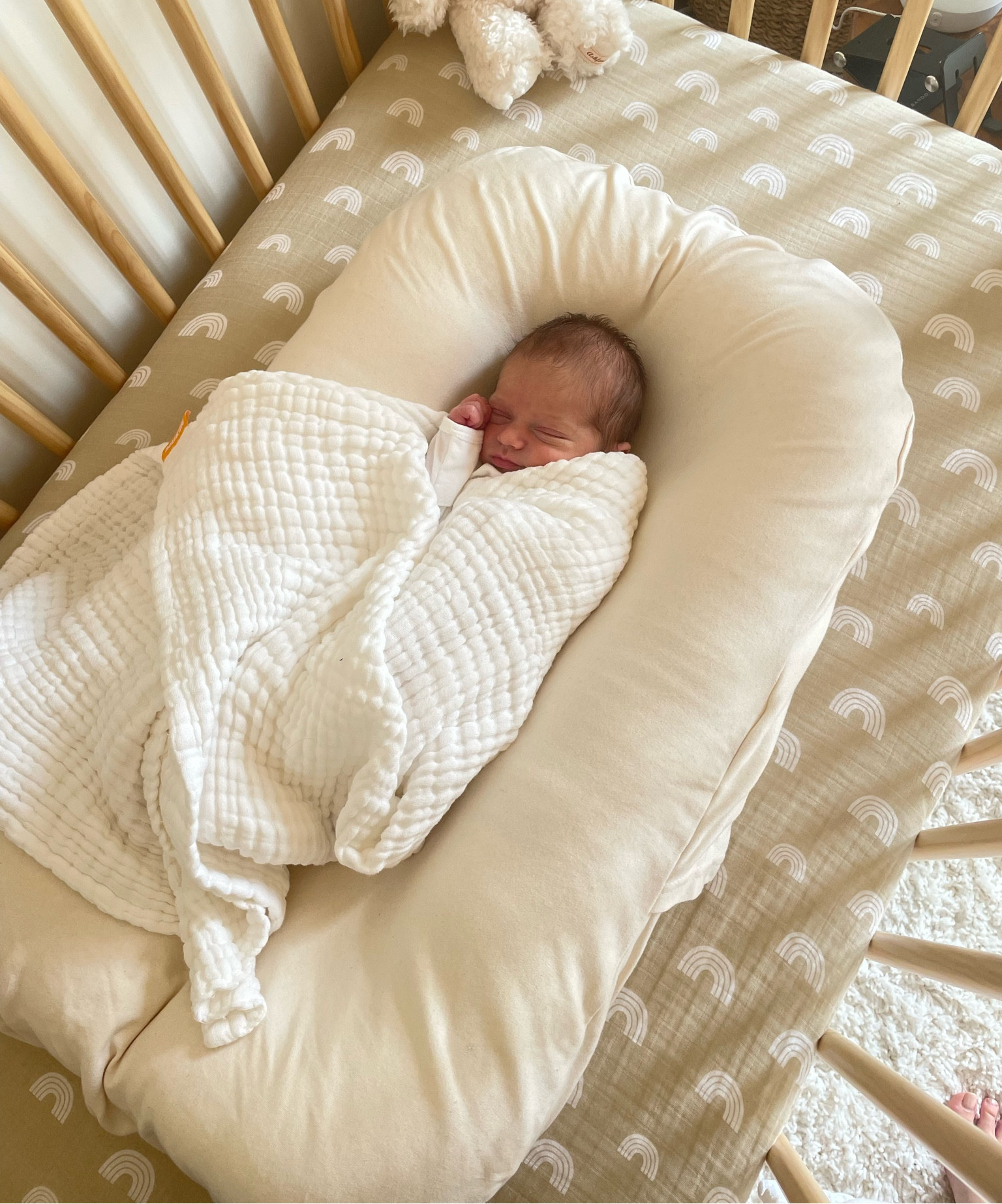 Love all these soft muslin blankets and sheets for baby Riv 