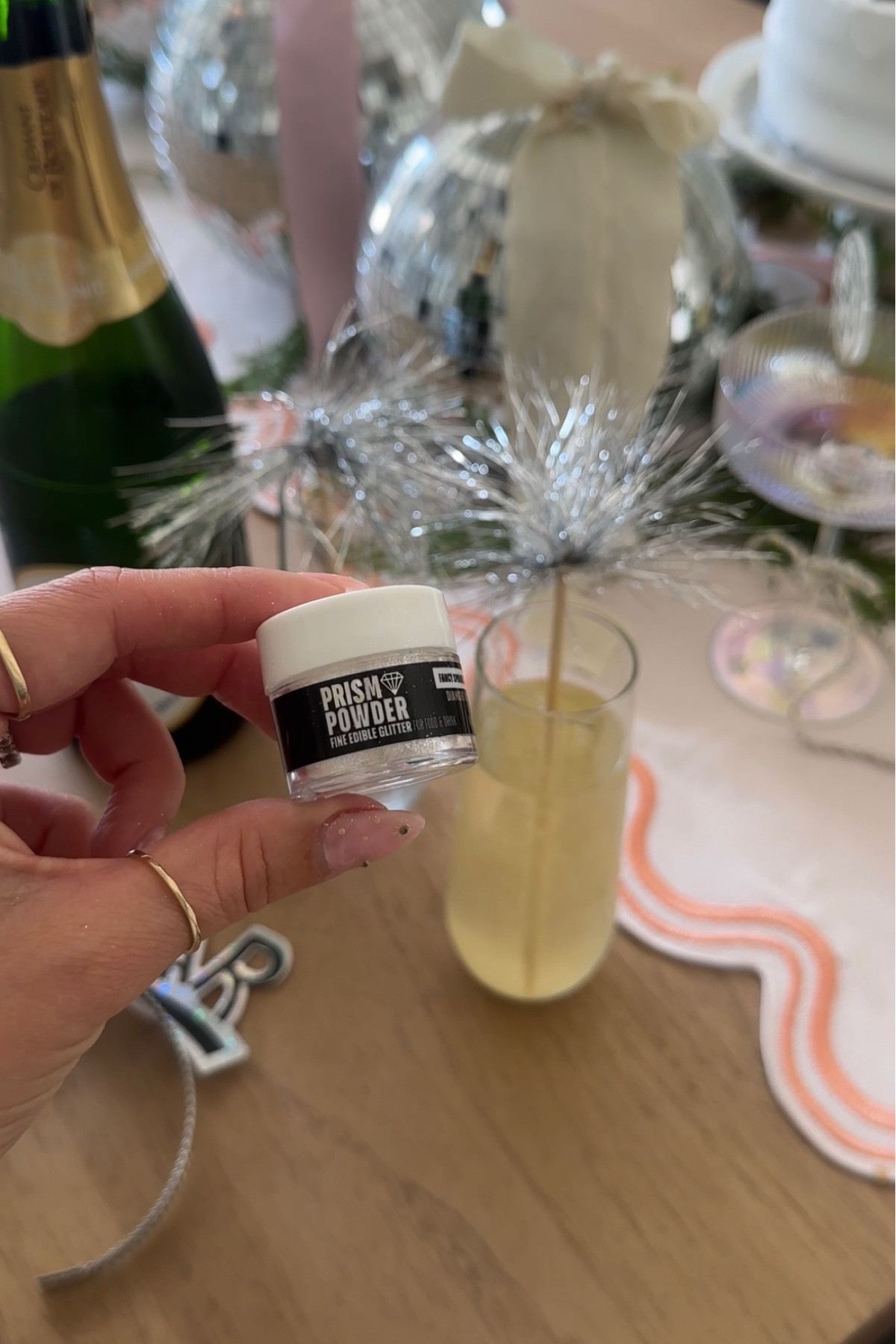 Edible glitter for sparkly cocktails 

#LTKparties #LTKHoliday #LTKSeasonal