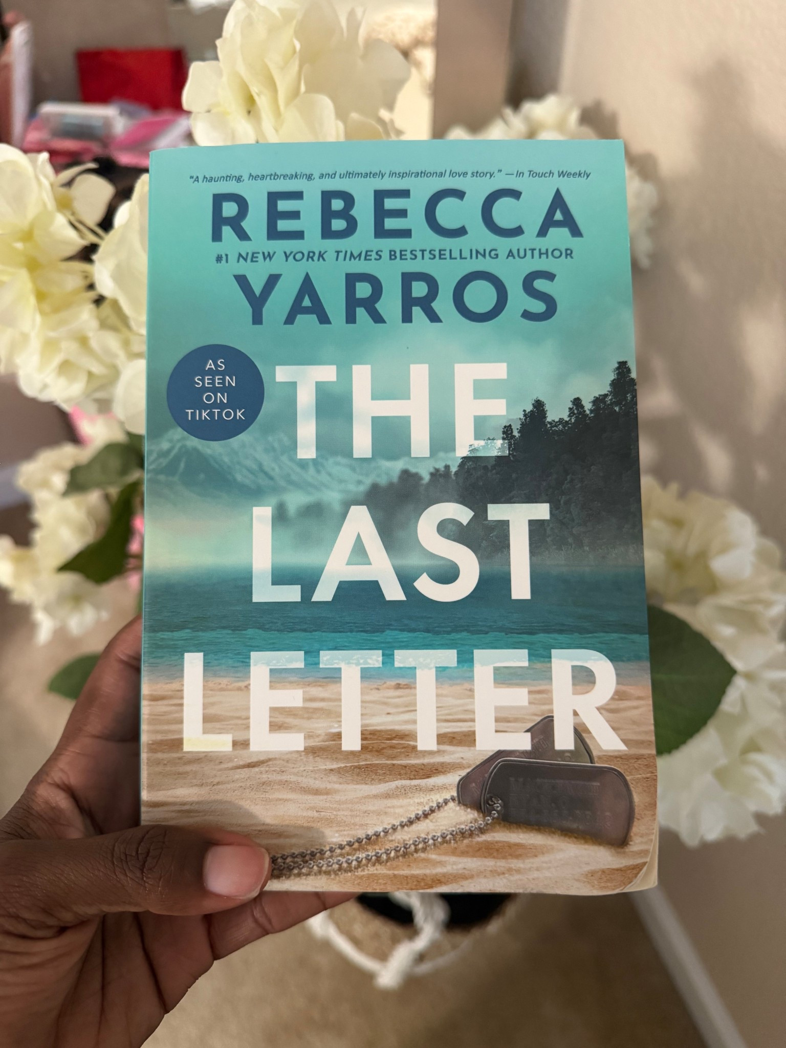 Just finished this book and it was sooo good! I will say it is sad tho, but the ending was beautiful! 5/⭐️

#booktok #ltkbooks 

#LTKselfcare #LTKSaleAlert