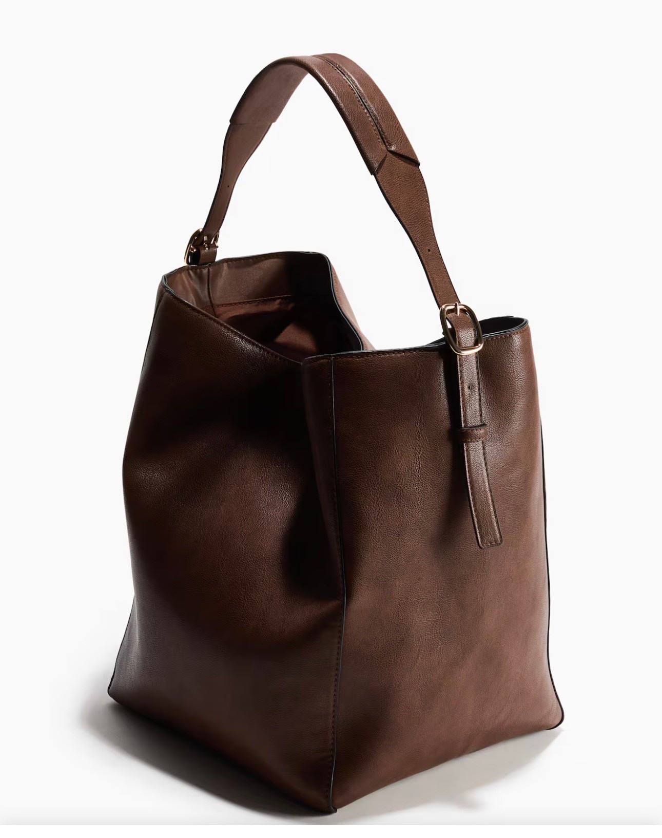 All you work essentials in one place!  Thus H&M shoulder bag is going to work hard this Spring/Summer season 

#LTKOver40 #LTKspringtrends #LTKWorkwear