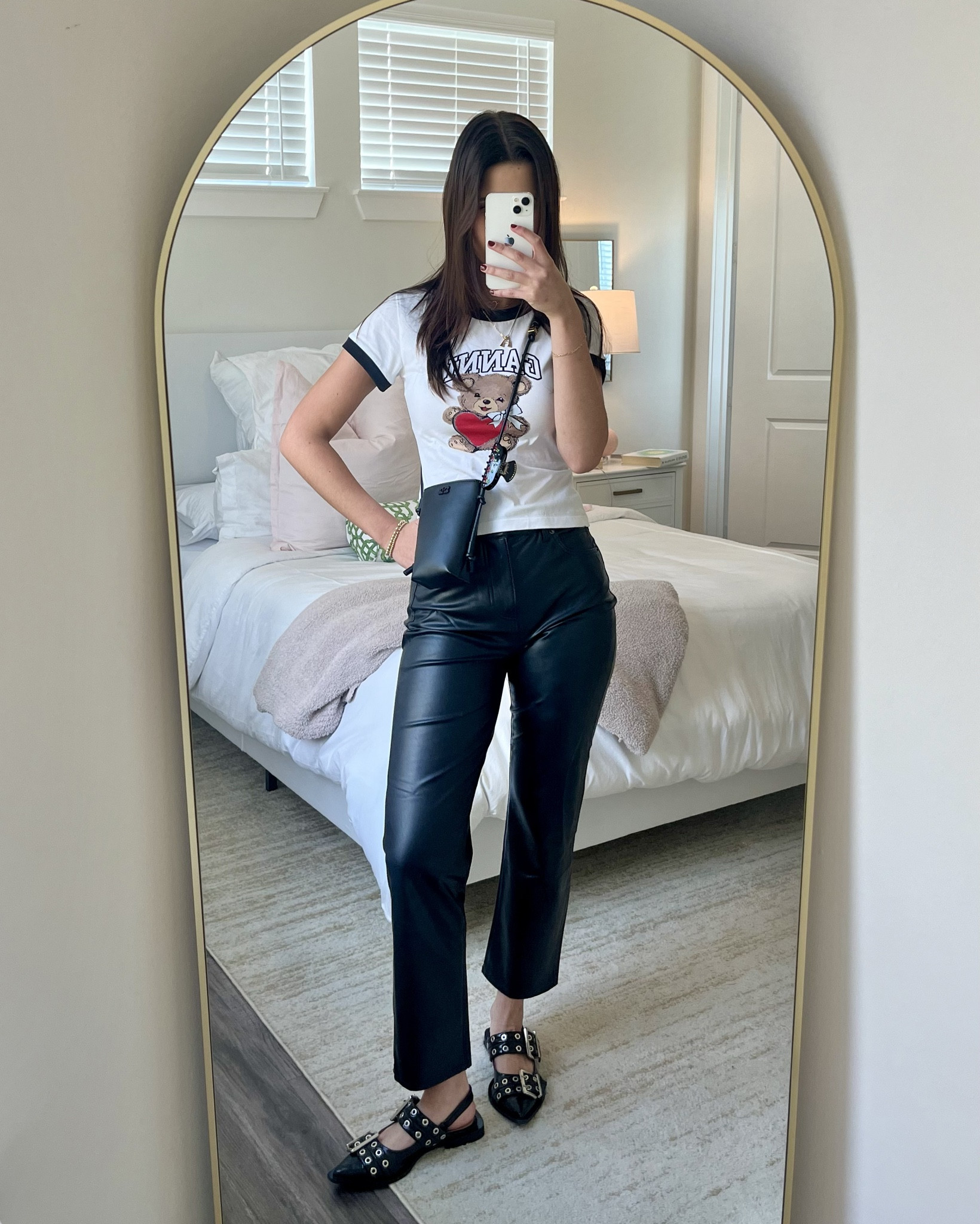 🧸❣️🖤💋

#LTKSeasonal