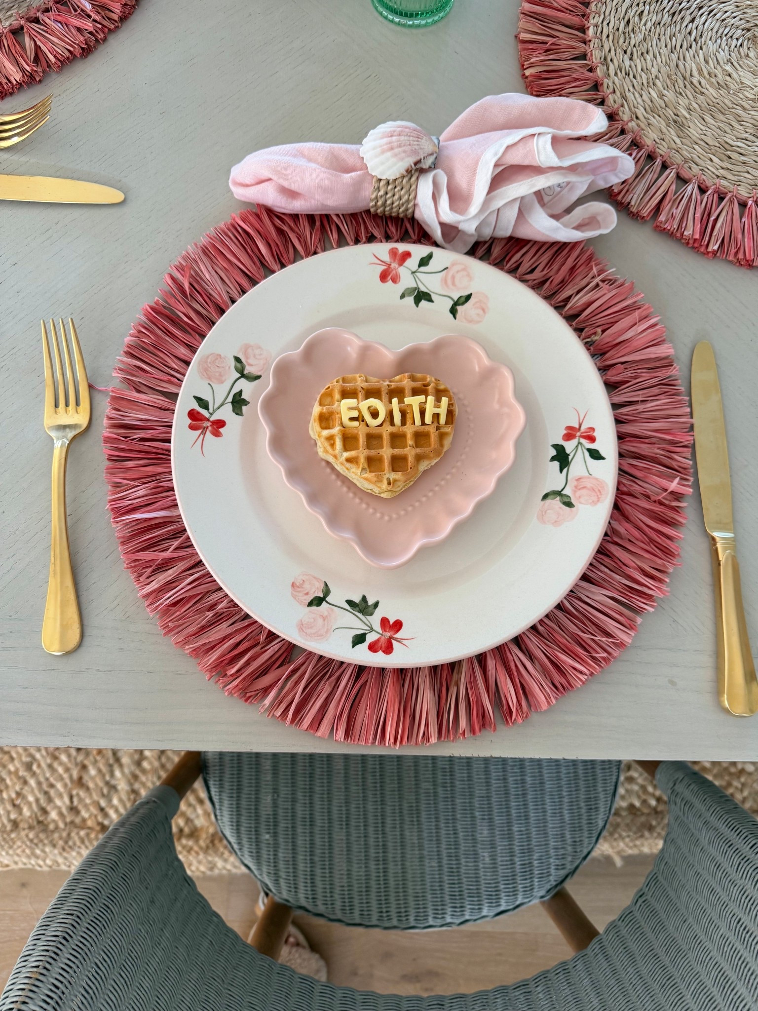 Valentine’s breakfast 🧇 💕

#LTKValentine #LTKdayinmylife #LTKHome