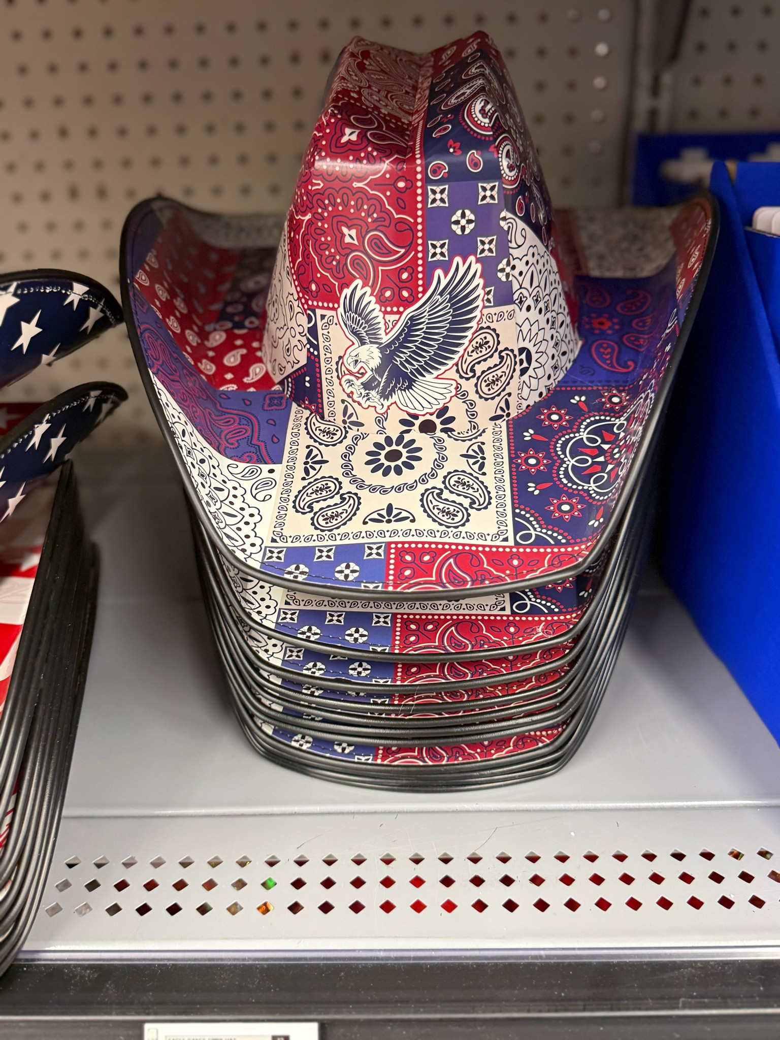 Summer must have 
Cooler 
Sports mom 
Patriotic 
Memorial Day 
Independence Day 
4th of July 
Labor Day