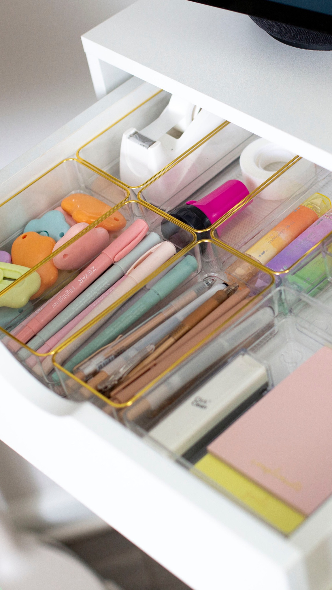 Some of my favorite office essentials and the cutest ways I stay organized! Shop all things home office linked here.✨

Follow for more @OPERATION_NIKI on IG, TikTok, & Facebook

sahm, mom essentials, organization, home must haves, organization tips, office inspo, travel outfit, holiday vacation, house clean, stay at home mom, fall dress, wedding guest dress, checklist, family chores, typewriter keyboard, home office

#LTKHome #LTKFindsUnder50 #LTKHoliday