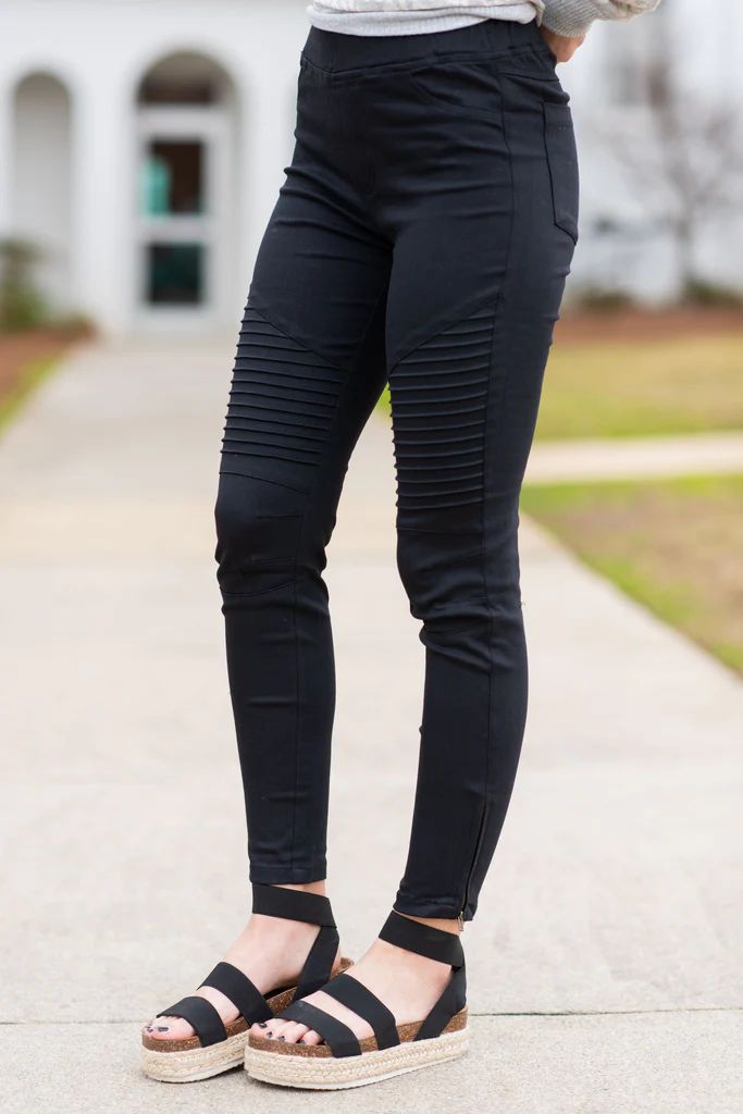 On The Edge Black Moto Jeggings | The Mint Julep Boutique