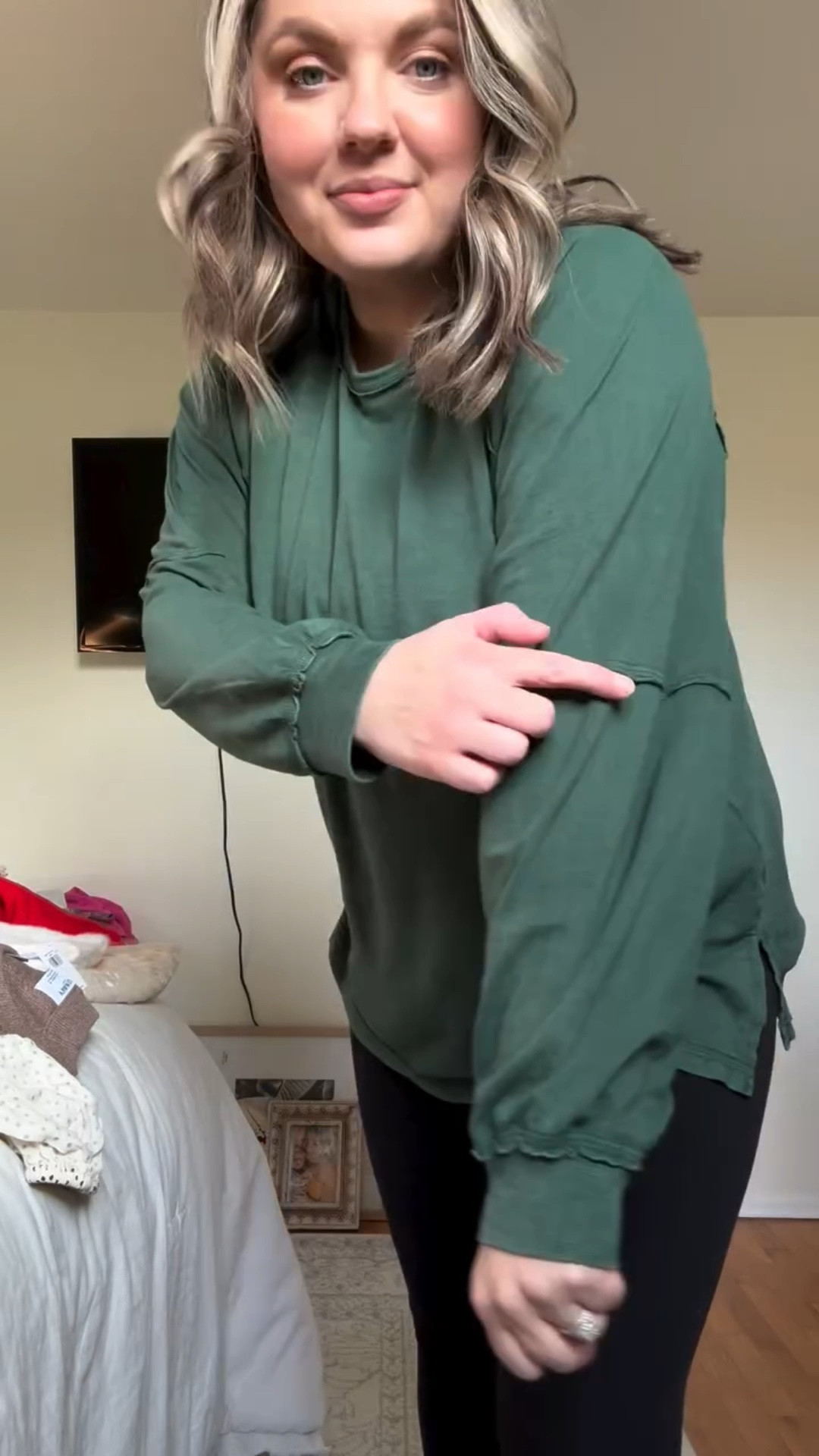 Can’t get enough of this color! 🤩

Follow @brittney_baxendale and Comment GREEN below to receive a DM with the link to this post on my LTK ⬇ https://liketk.it/5Dutm #ltkootd #ltkdayinmylife #ltkmomlife