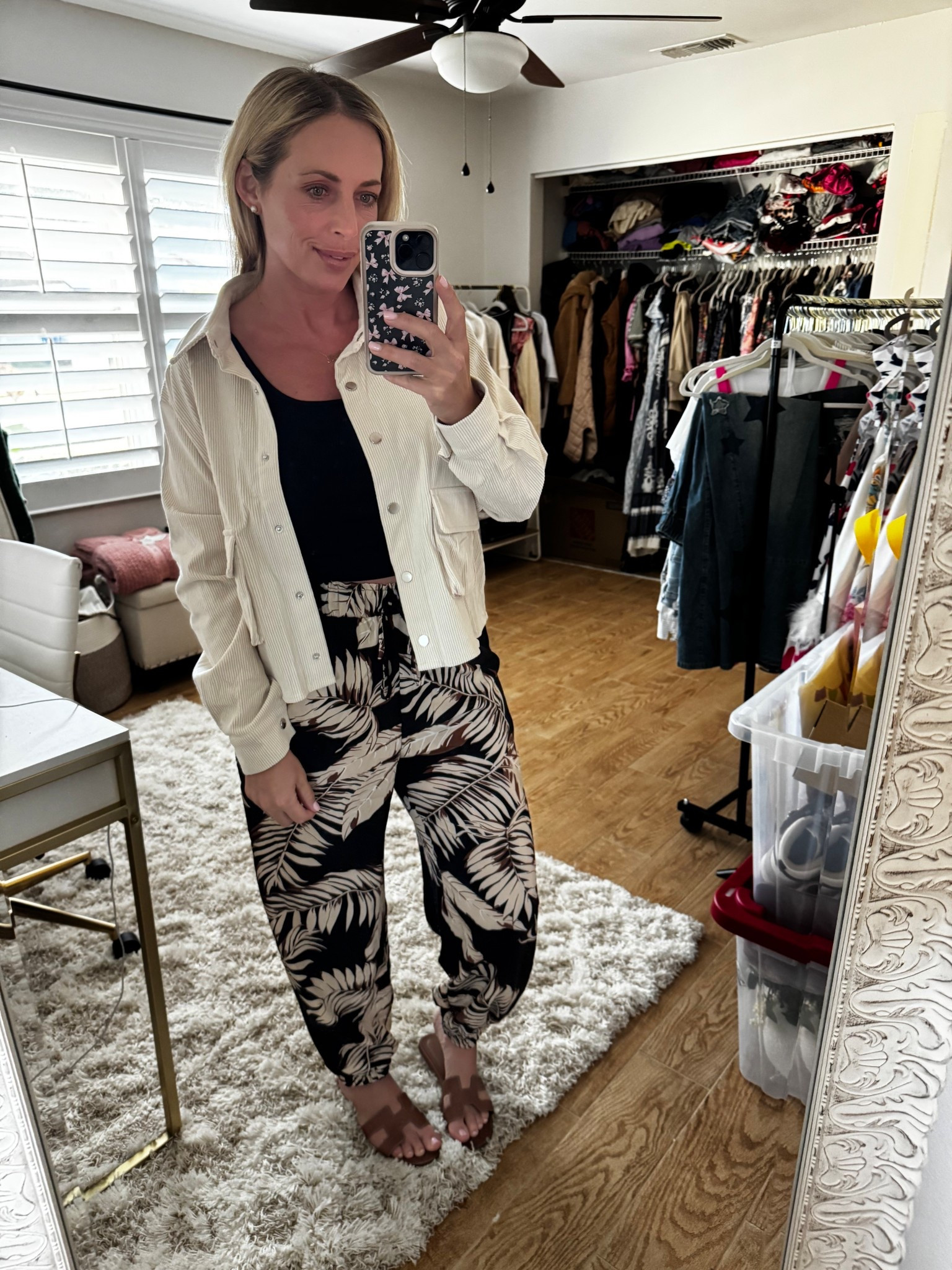 Beach pants 

#LTKFindsUnder50 #LTKMidsize #LTKootd