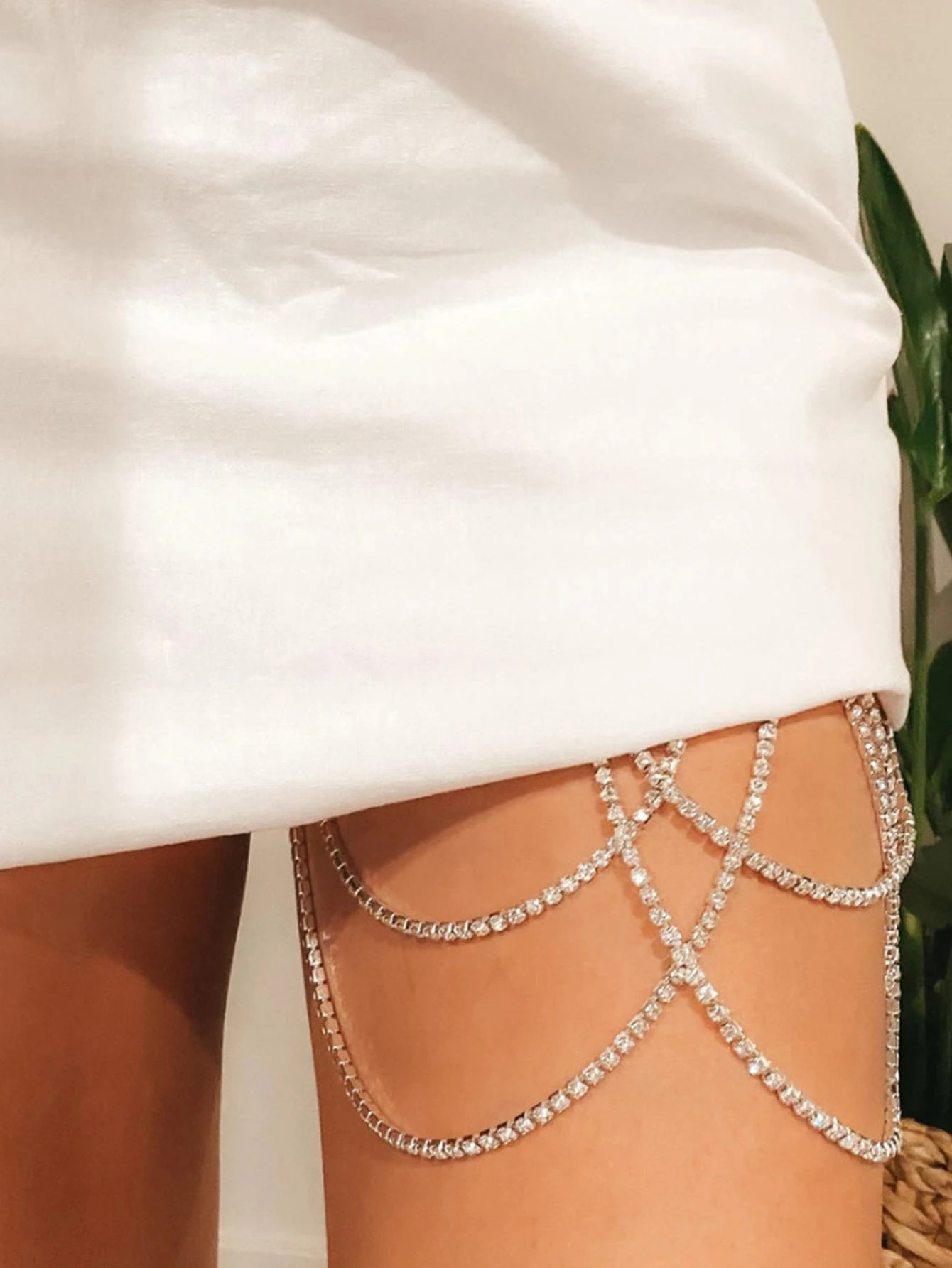 Rhinestone Decor Layered Thigh Chain
   SKU: swbody18201208620      
          (3650 Reviews)
   ... | SHEIN