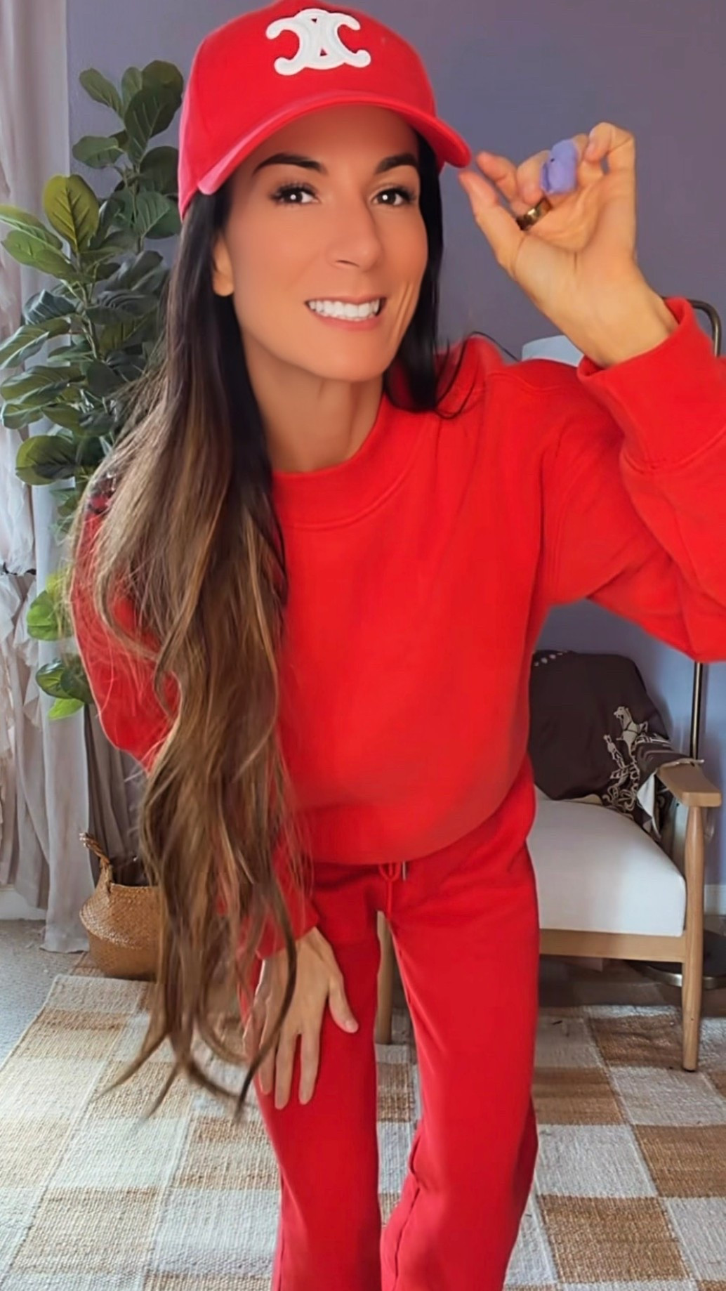 Sunday sweats, but make it cute.  💃🏻

Ironically wearing this adorable sweat set in cold AF Florida weather and honestly? Zero regrets.

Soft, cozy, flattering, and cute enough to leave the house if needed (optional).

And the best part?
It’s on MEGA SALE 👀

Wearing XS

Use code SUITEAF at checkout and thank me later.

Sunday uniform = locked in ❤️

#SundaySweats
#CozyButCute
#FloridaWinter
#NicoleColeeStyle 




#LTKgrwm #LTKdayinmylife #LTKValentine