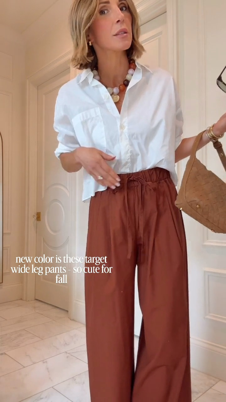 I'm 5'7 wearing size xs in these pants! I also have the stripe version. @Target

#LTKfall #LTKstyletip
