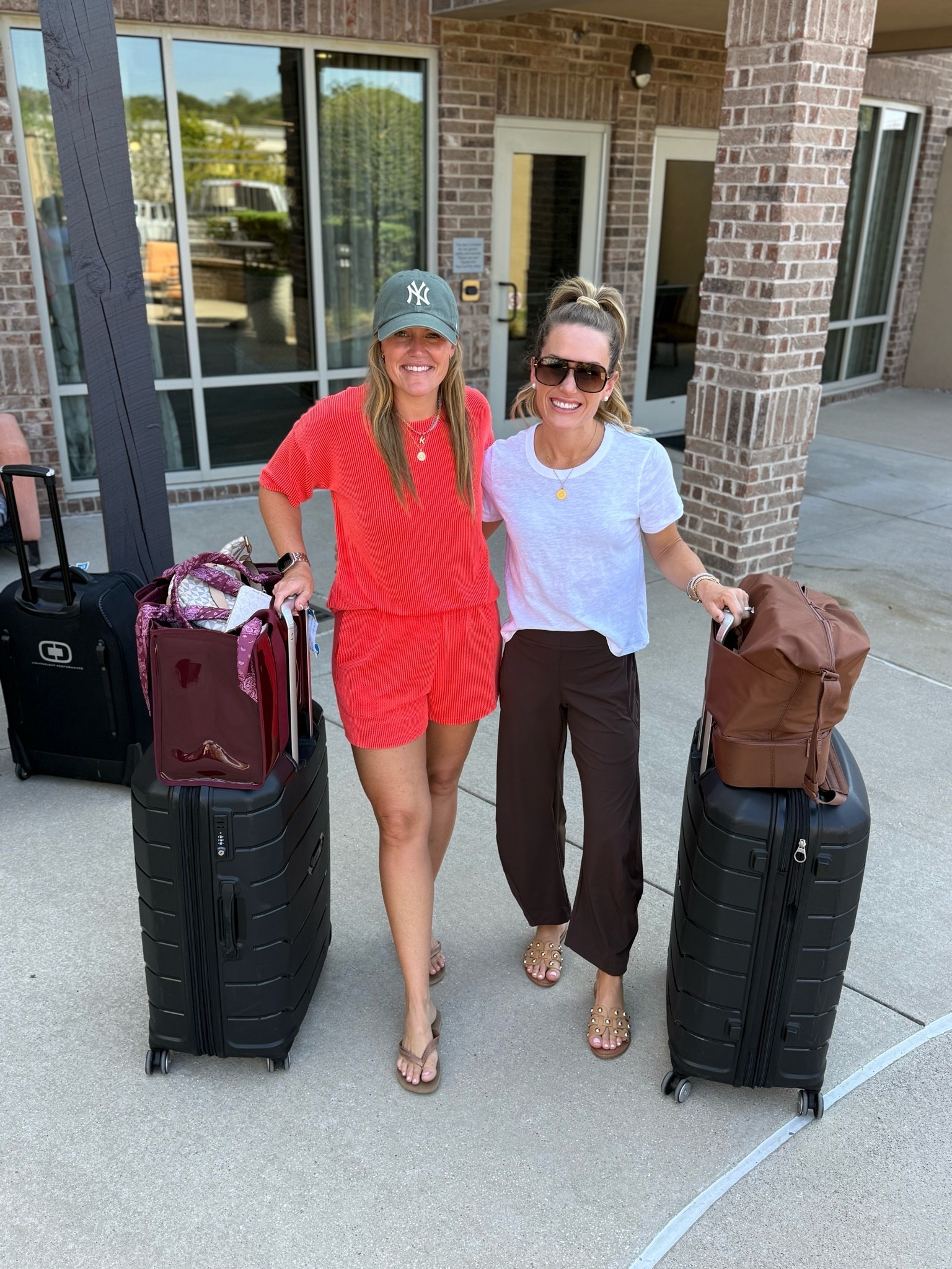 Travel looks to head home!
Fit TTS.