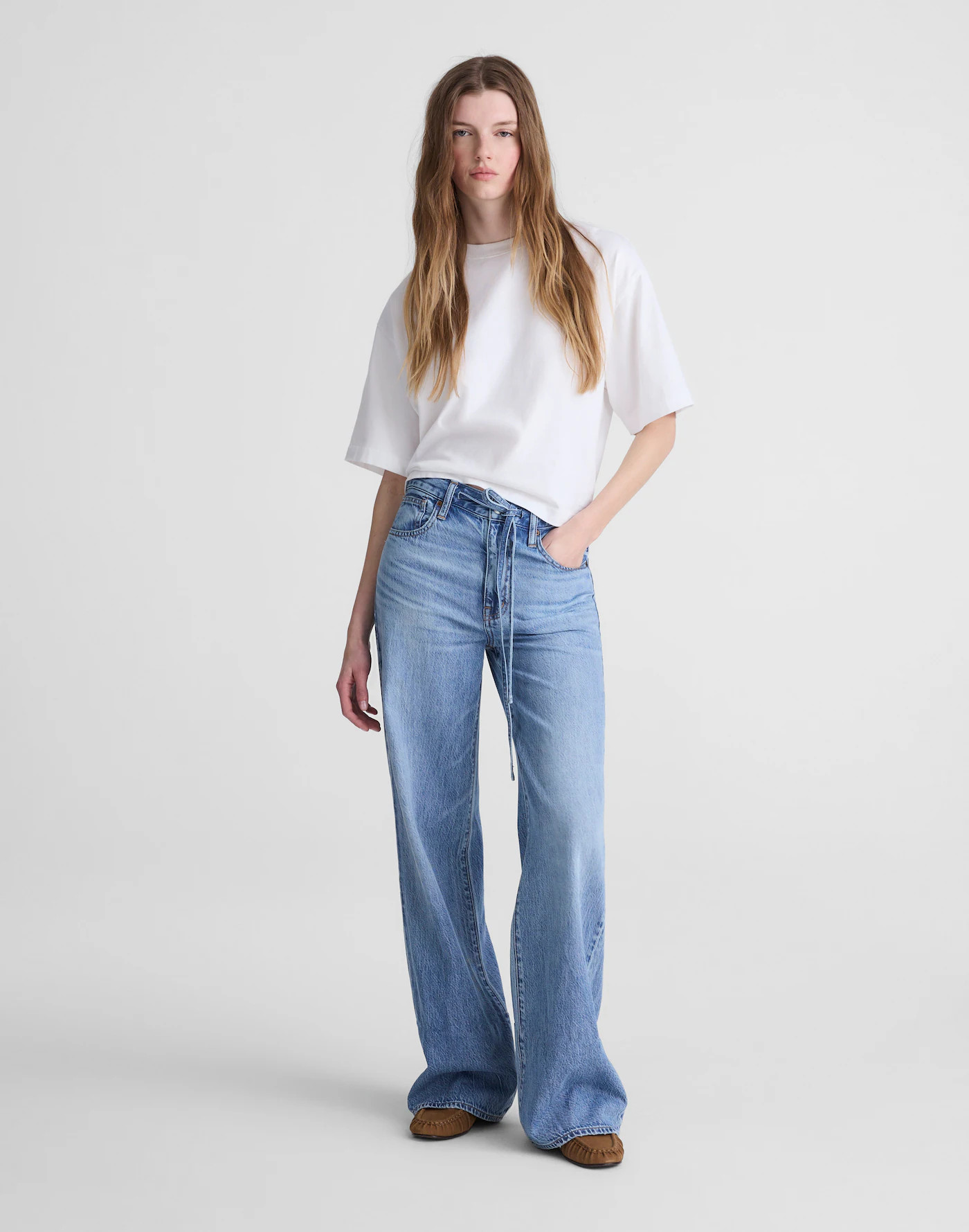 The Ultimate Wide-Leg Jean in Airy Denim | Madewell