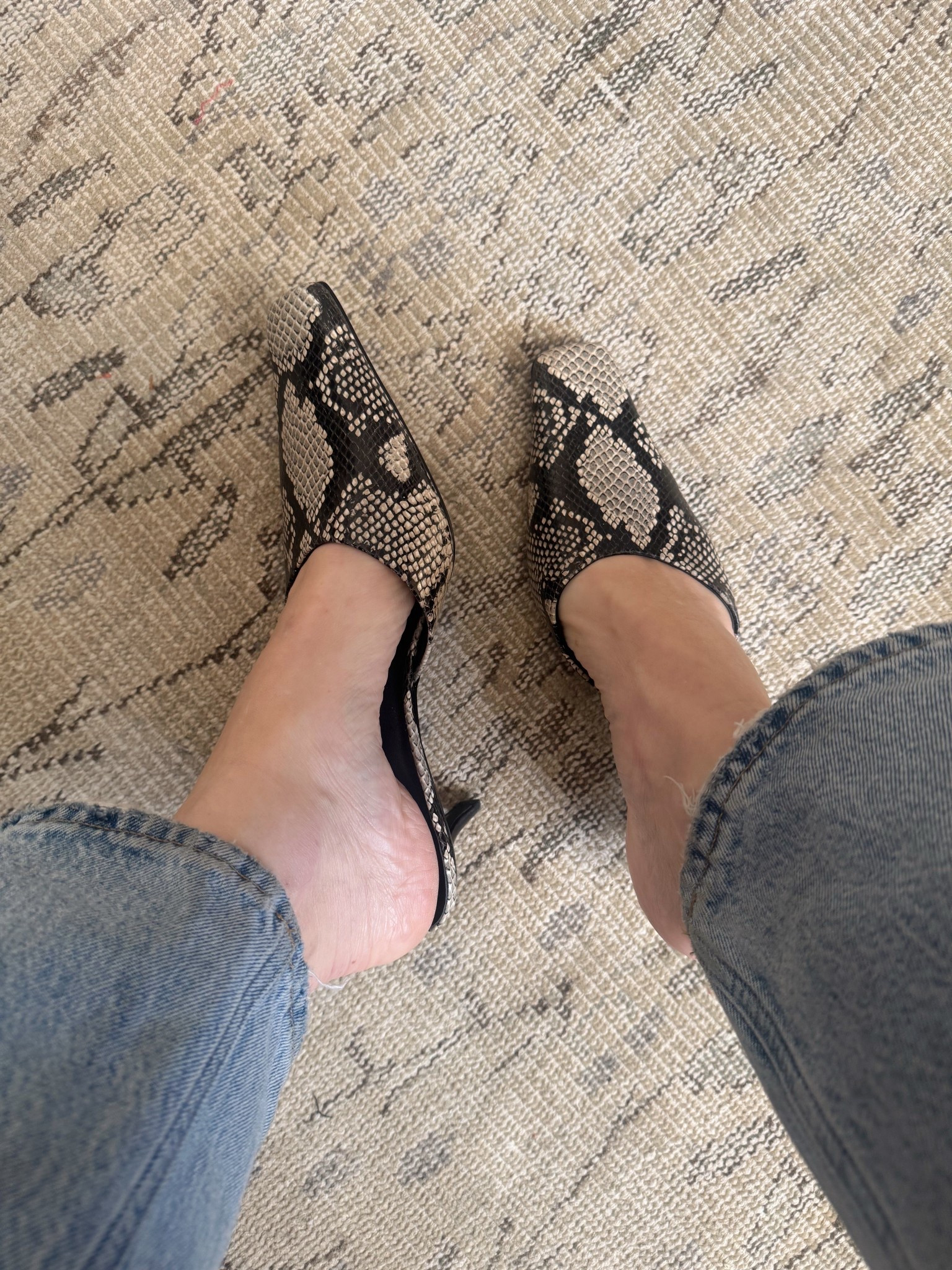 These run true to size! My usual 8.5 fits perfectly. 

#tonybianco
#spring2025

#LTKStyleTip #LTKOver40 #LTKShoeCrush