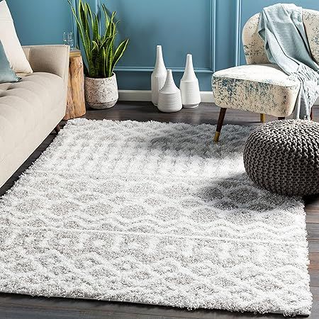 Artistic Weavers Hapsburg Moroccan Shag Area Rug, 5'3" x 7'3", Light Gray | Amazon (US)