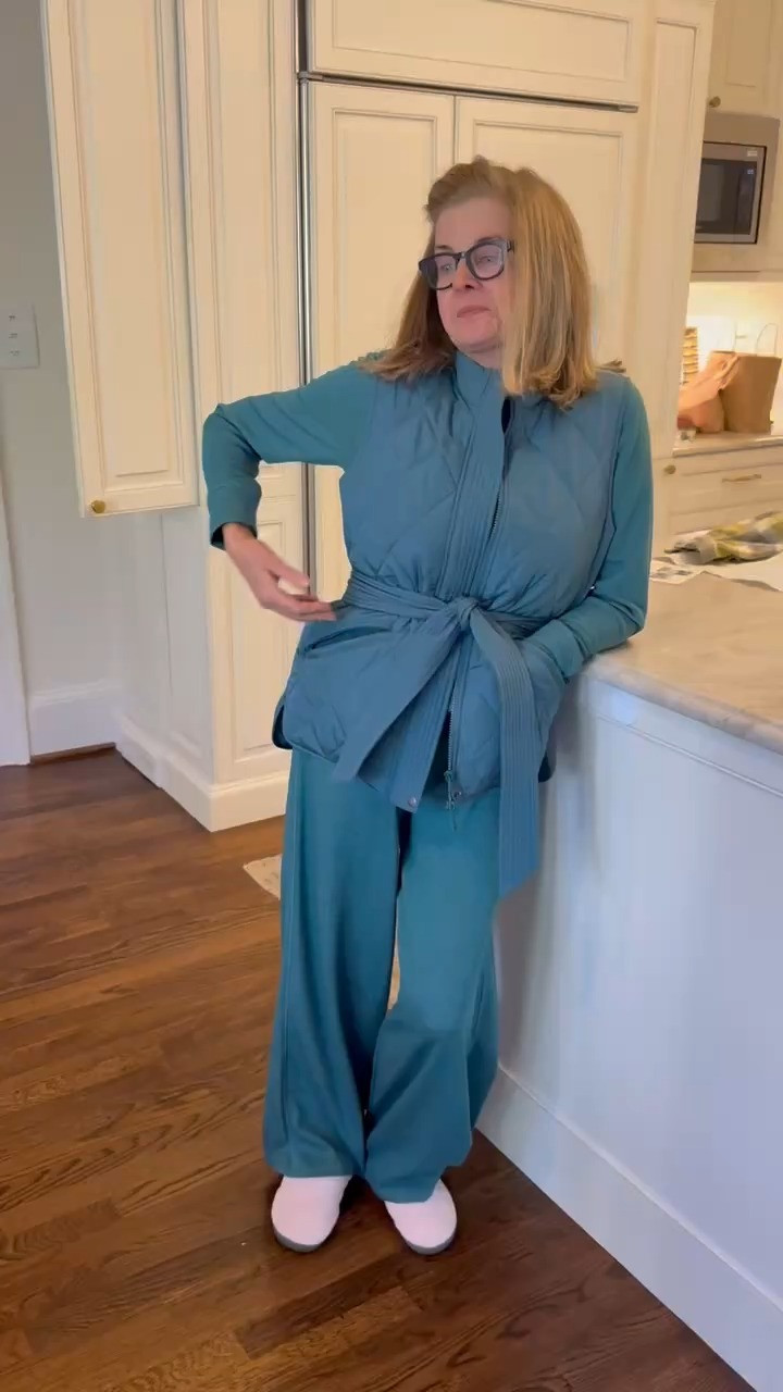  My mom is the cutest and this set is a 10/10! @splendid 

 

#LTKSeasonal #LTKOver40 #LTKHoliday